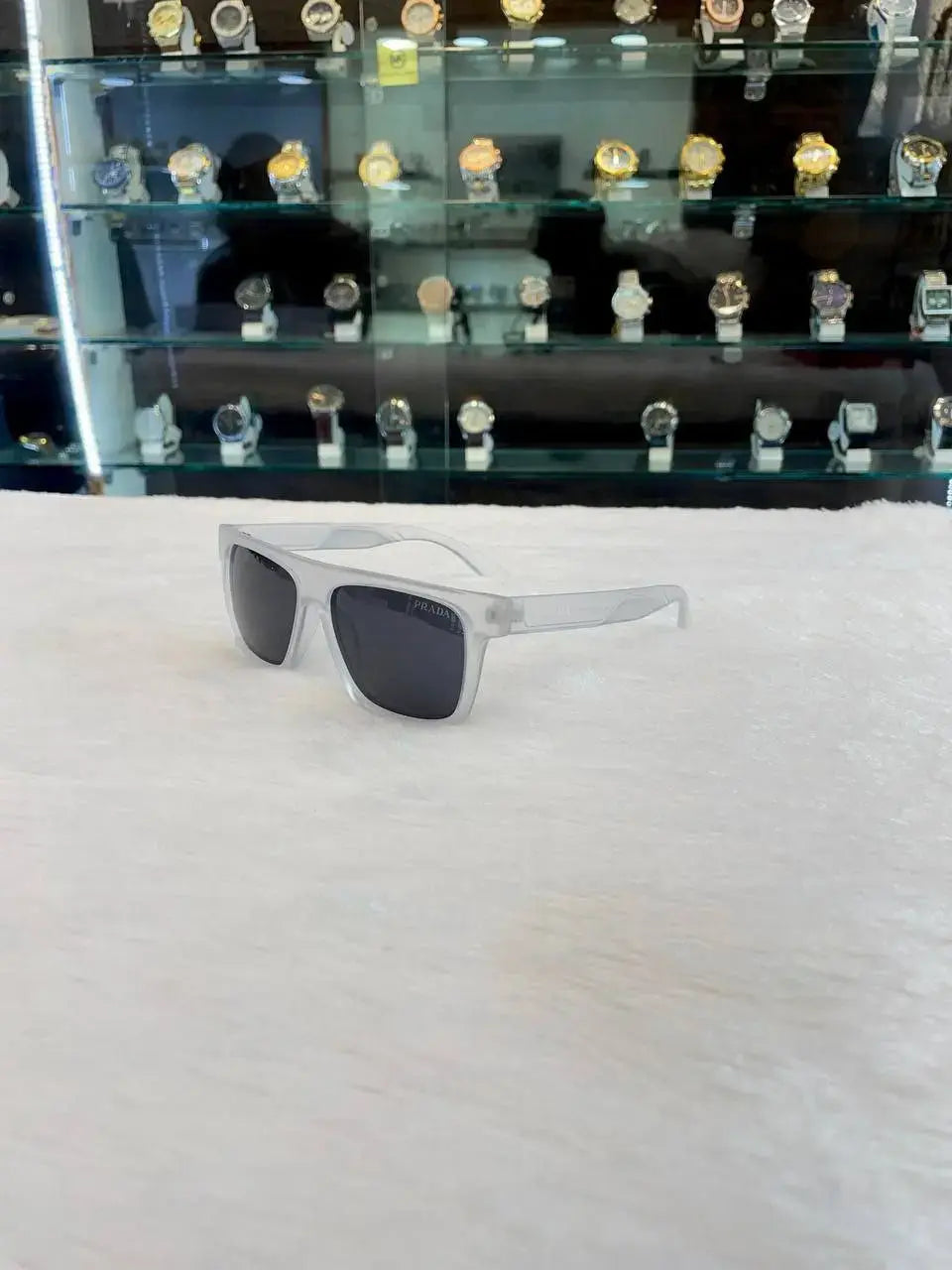 Prada transparent fiber frame for mens big size