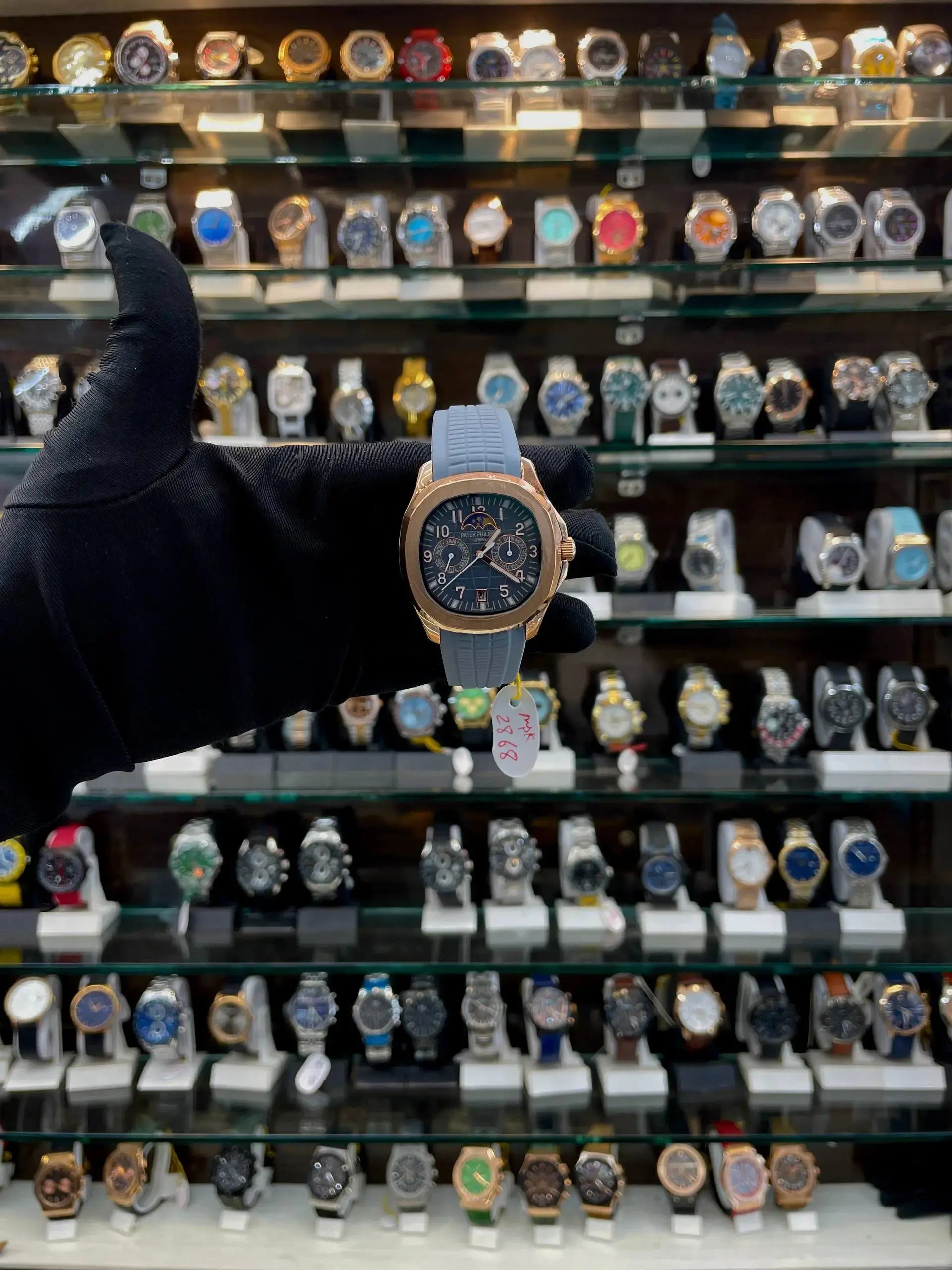 Patek Philippe aquanaut luce annual calendar rose gold in master piece