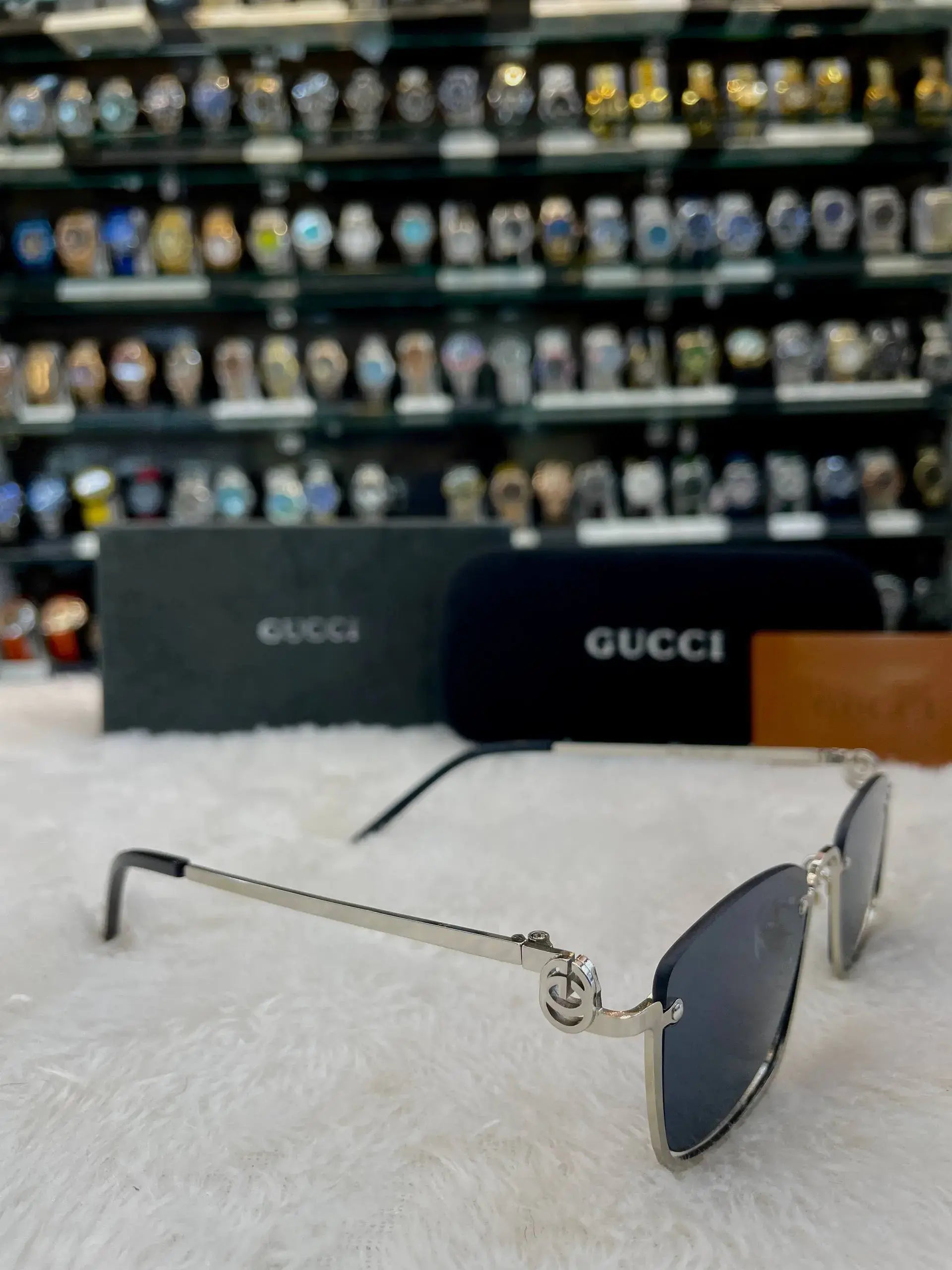 Gucci frameless glasses for mens black