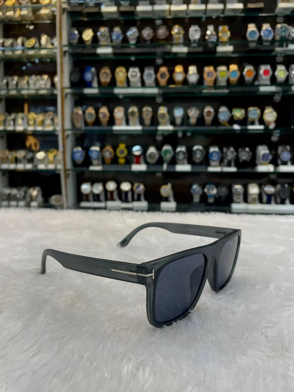 Tomford  wayfarer for mens in master piece