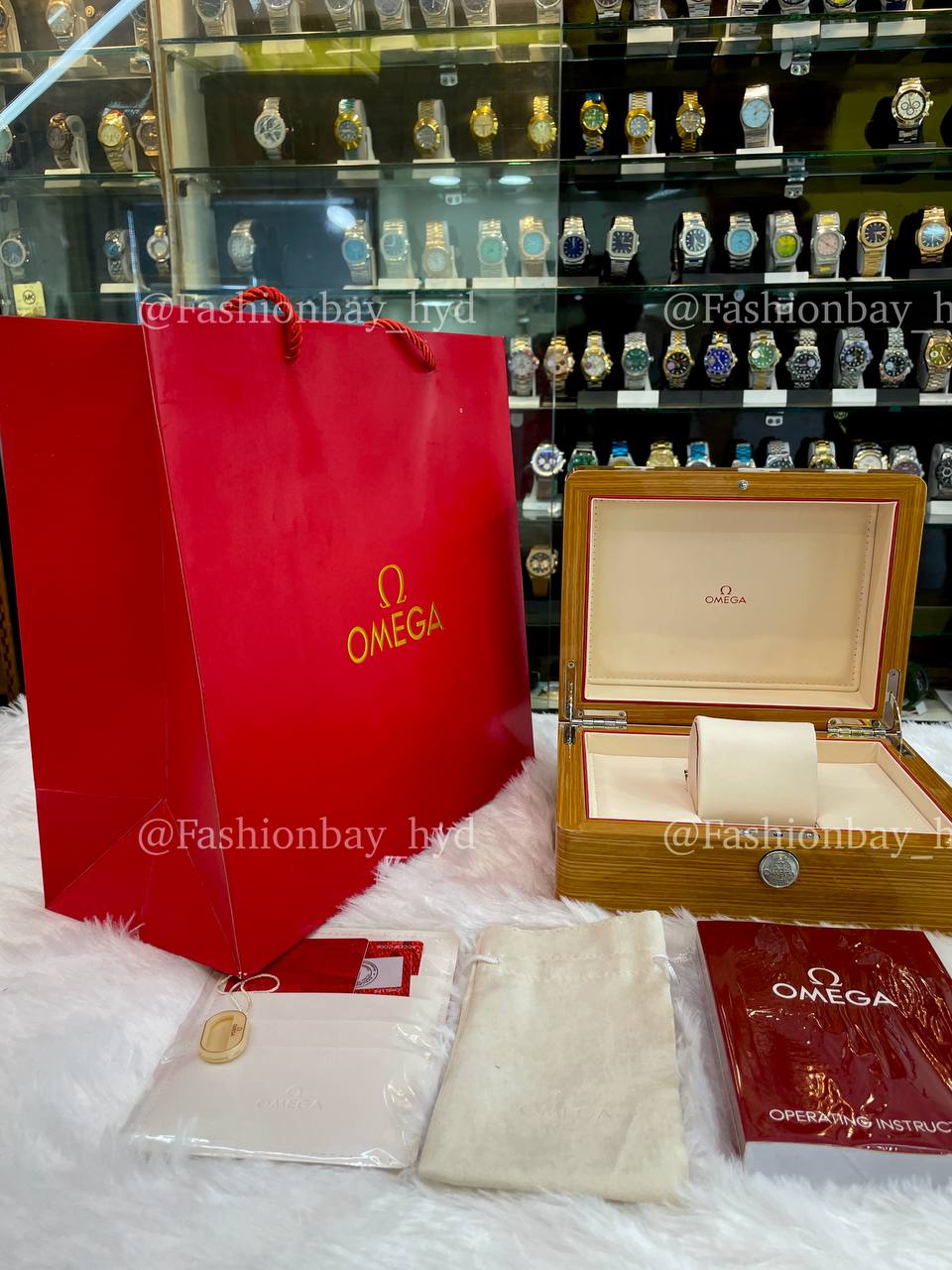 OMEGA OG WOODEN YELLOW BOX