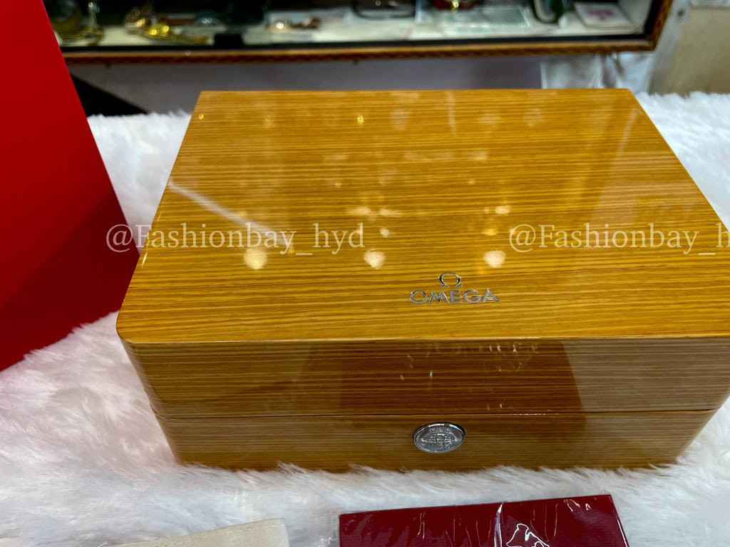 OMEGA OG WOODEN YELLOW BOX