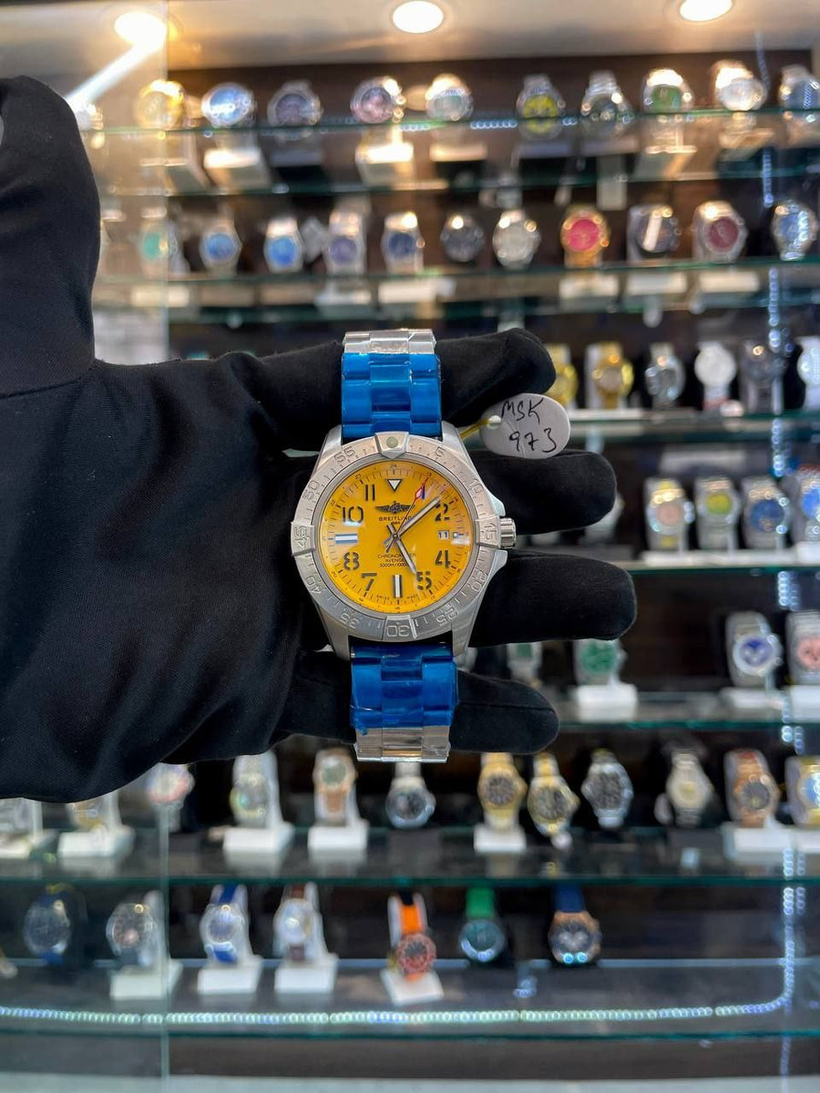 Breitling Avenger master piece for mens