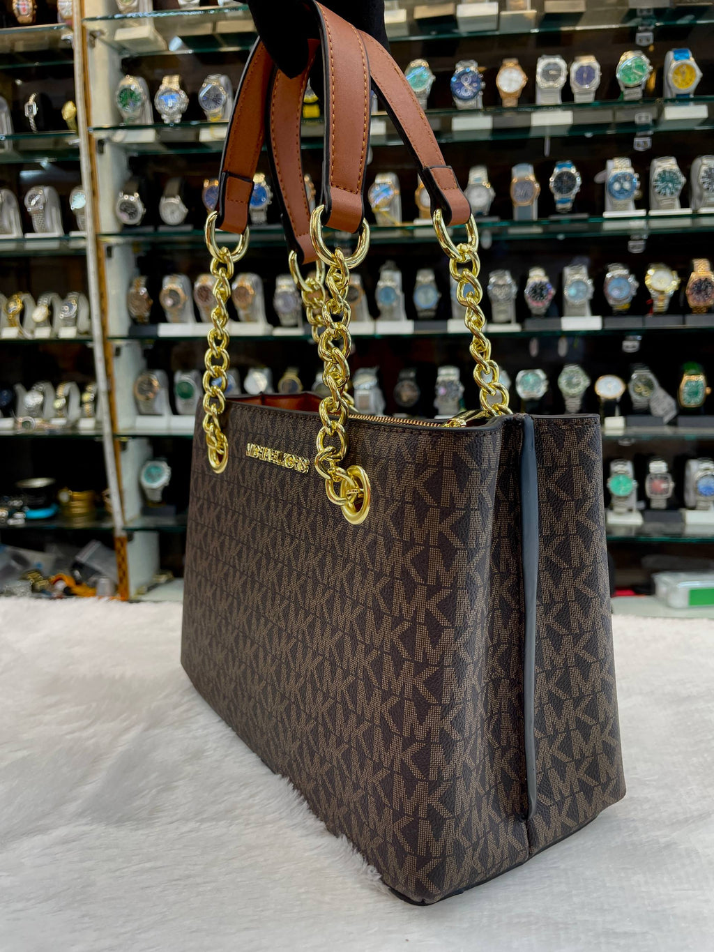 MICHAEL KORS MK TEAGAN SMALL SLING BAG 😁 FOR GIRLS BROWN