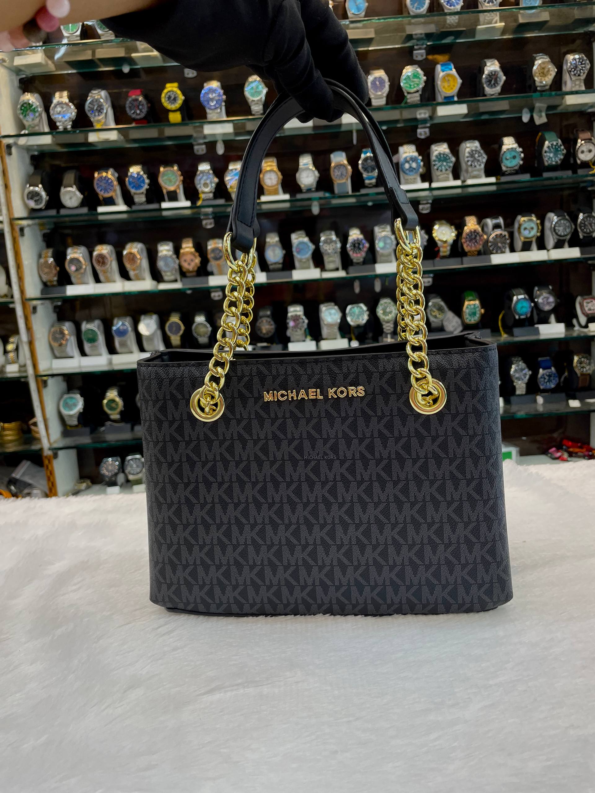 MICHAEL KORS MK TEAGAN SMALL SLING BAG 😁 FOR GIRLS BLACK