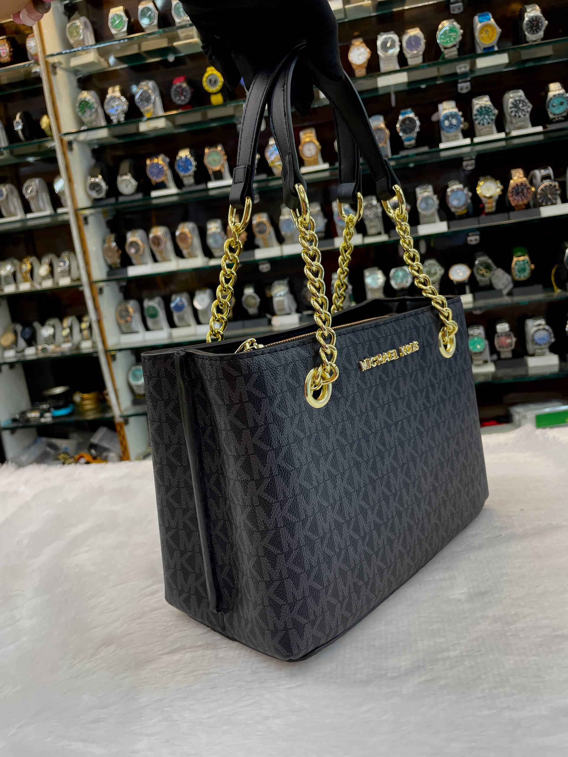 MICHAEL KORS MK TEAGAN SMALL SLING BAG 😁 FOR GIRLS BLACK