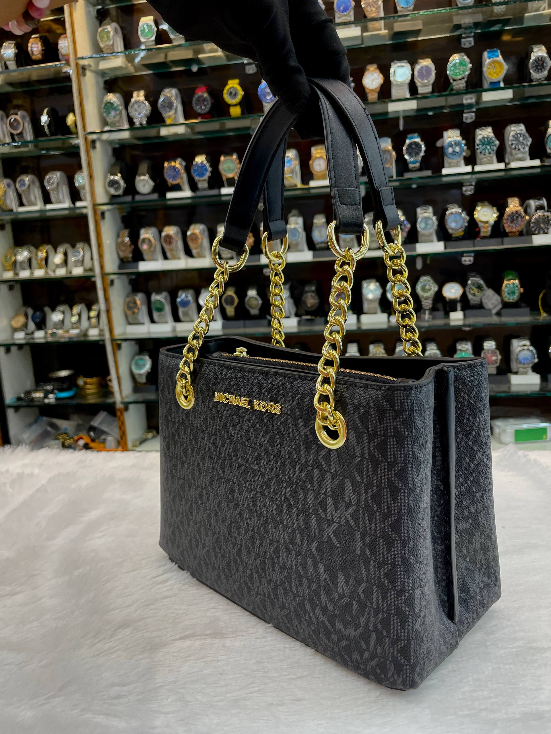 MICHAEL KORS MK TEAGAN SMALL SLING BAG 😁 FOR GIRLS BLACK