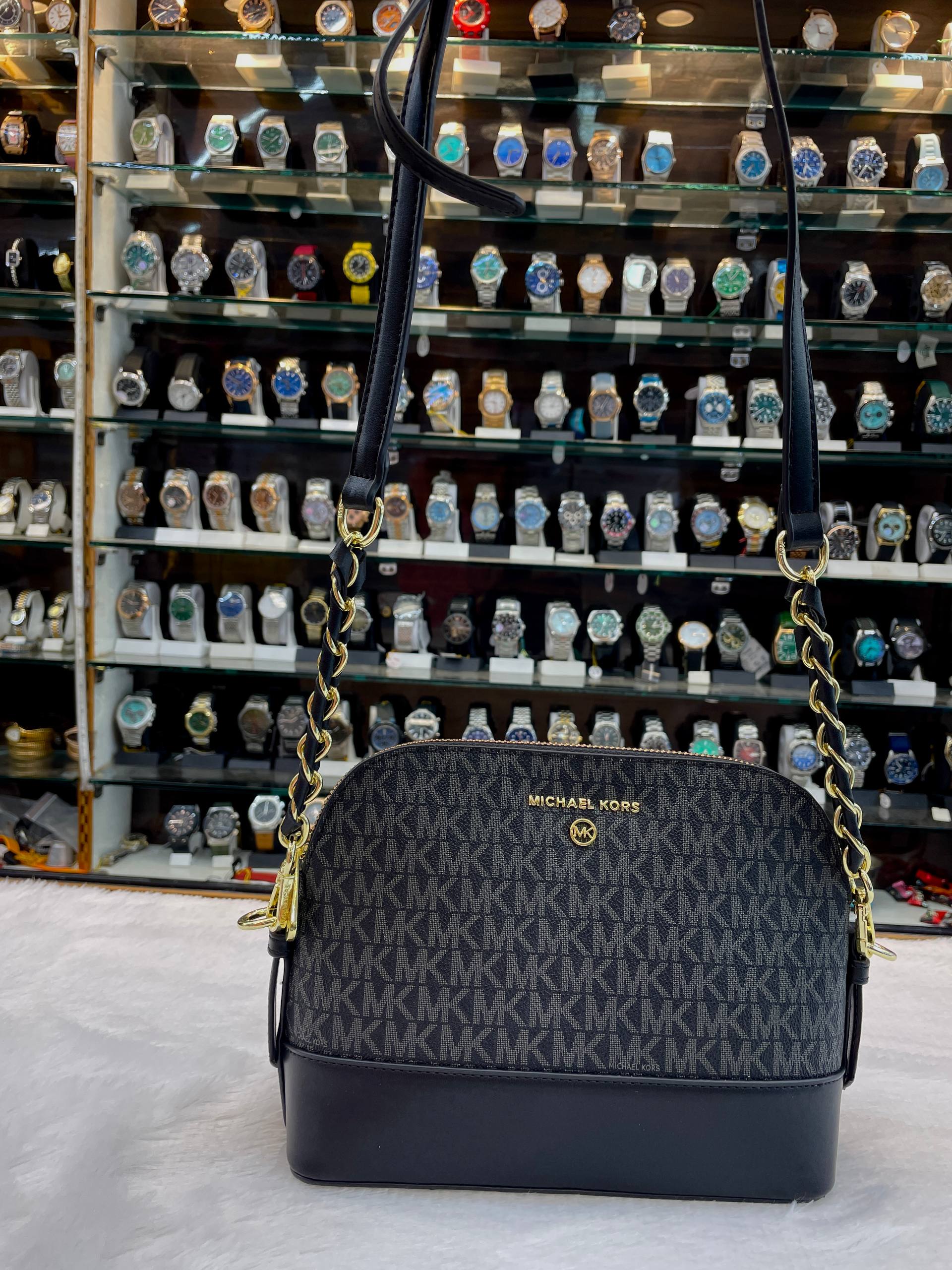 MICHAEL KORS MK JET SET CHARM DOME CROSSBODY BAG FOR GIRLS 🤩 BLACK