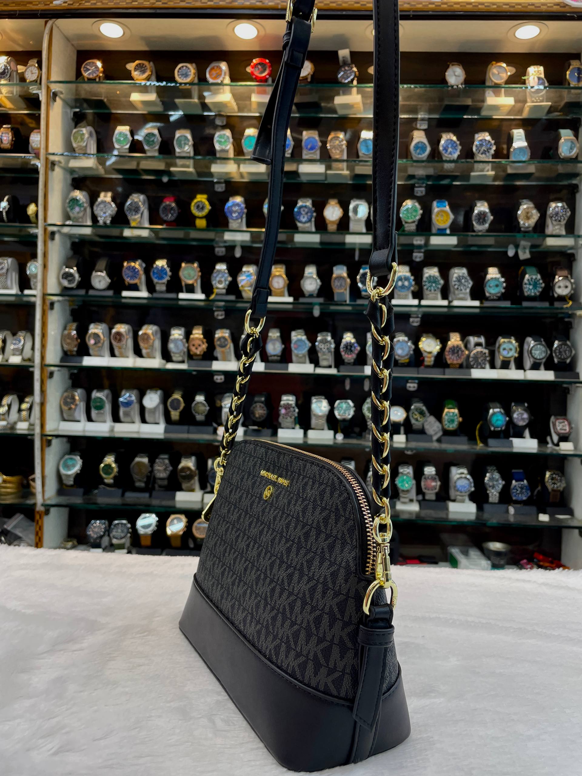MICHAEL KORS MK JET SET CHARM DOME CROSSBODY BAG FOR GIRLS 🤩 BLACK