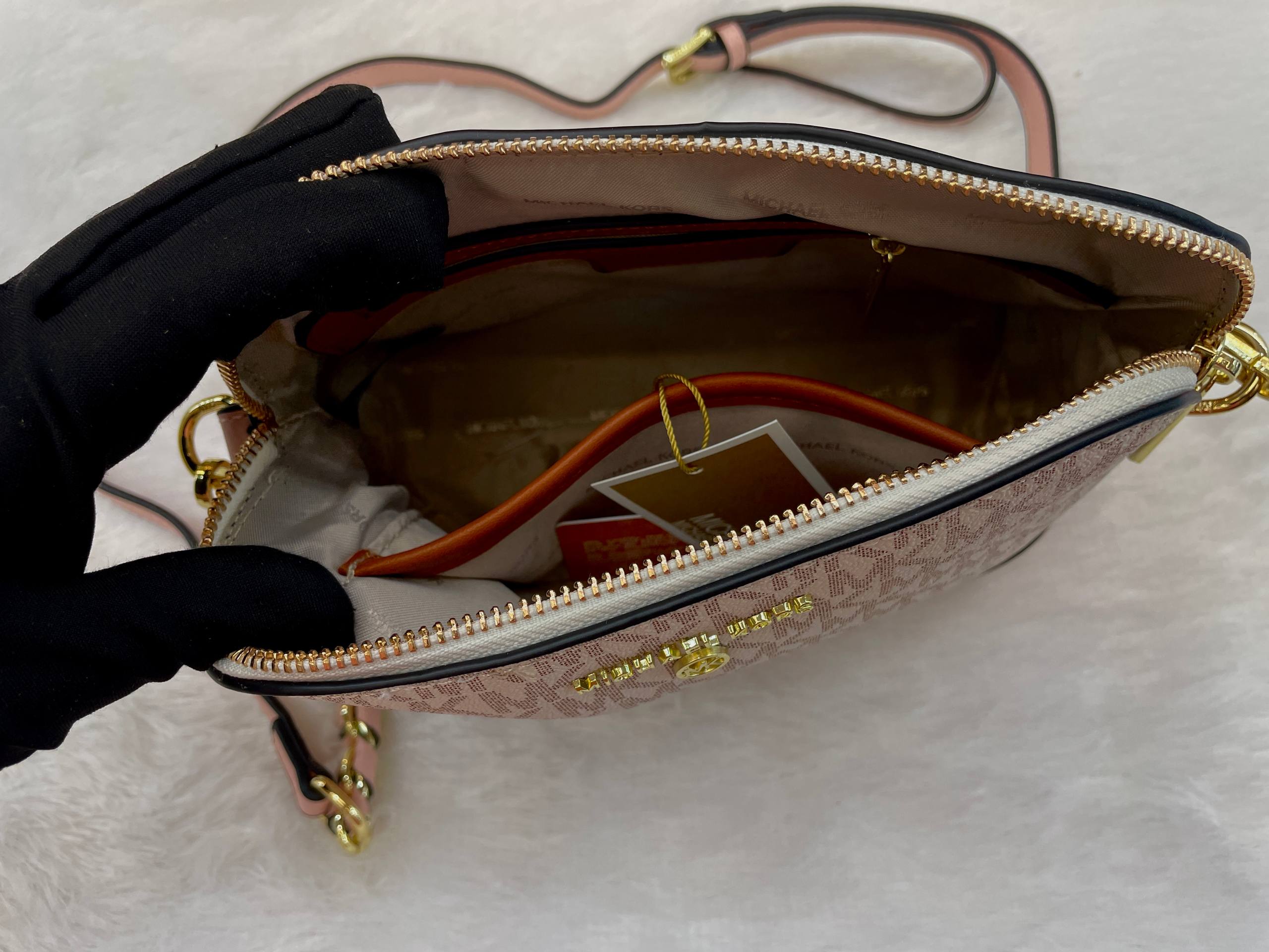 MICHAEL KORS MK JET SET CHARM DOME CROSSBODY BAG FOR GIRLS