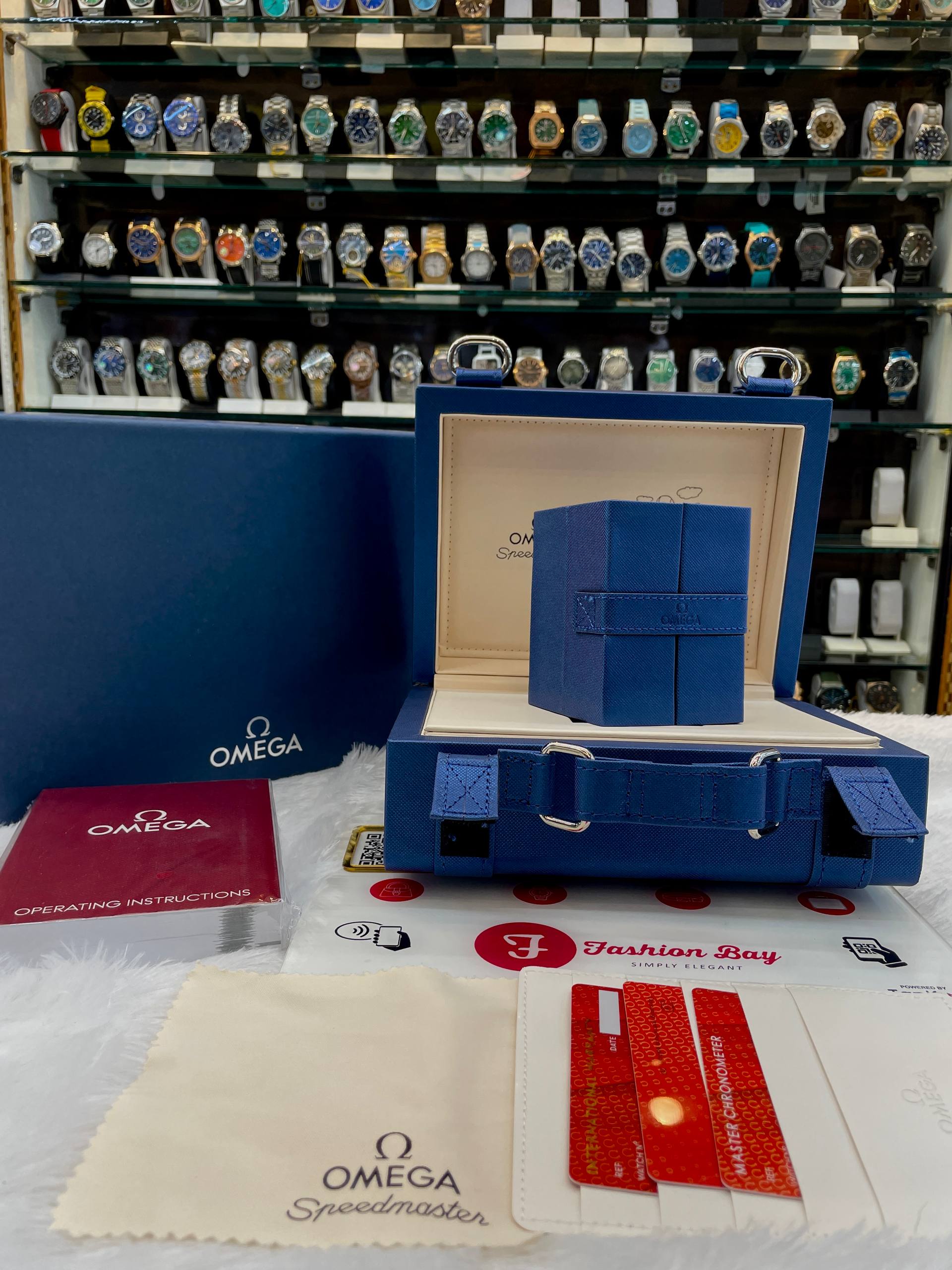 OMEGA OG BOX SNOOPY MISSION TO MOON BLUE