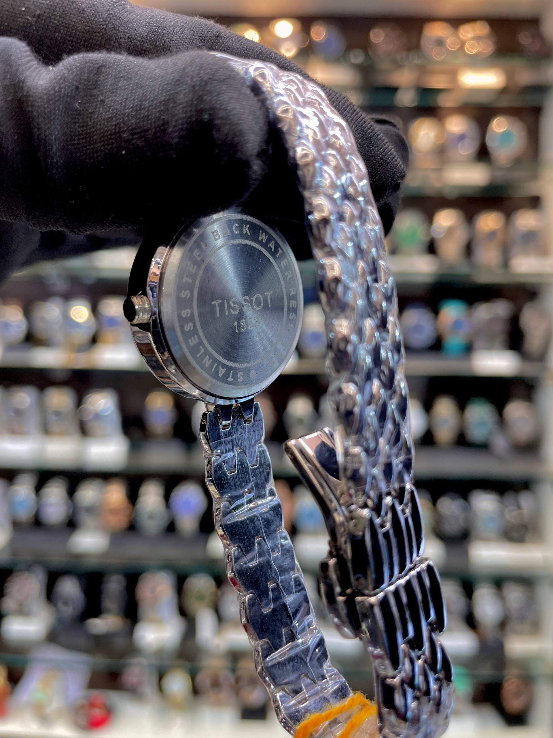 TISSOT FLAMINGO GIRLS WATCH ⌚ UNDER BUDGET