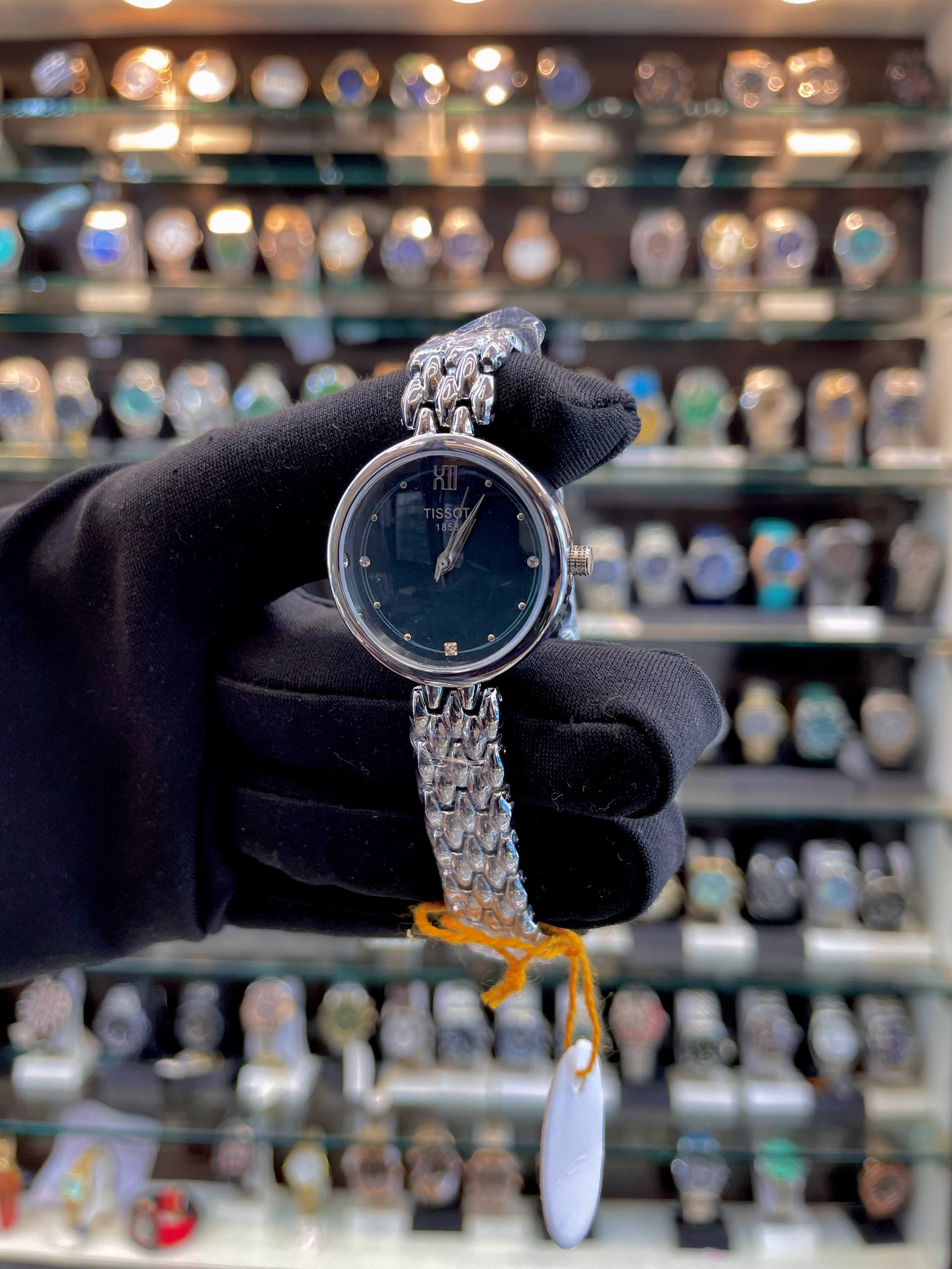 TISSOT FLAMINGO GIRLS WATCH ⌚ UNDER BUDGET