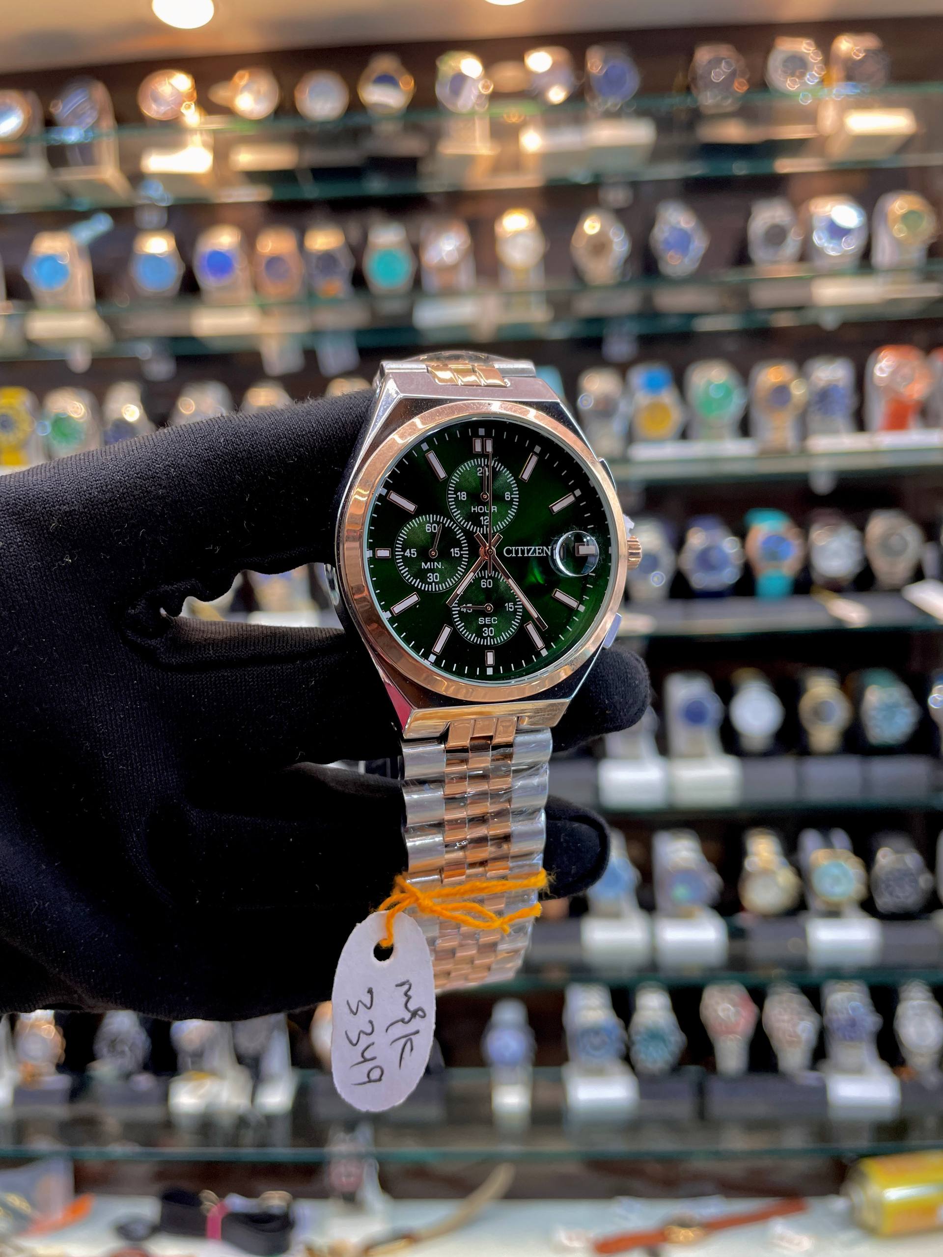 CITIZEN CHRONOGRAPH FOR MENS IN DUAL TONE GREEN 💚