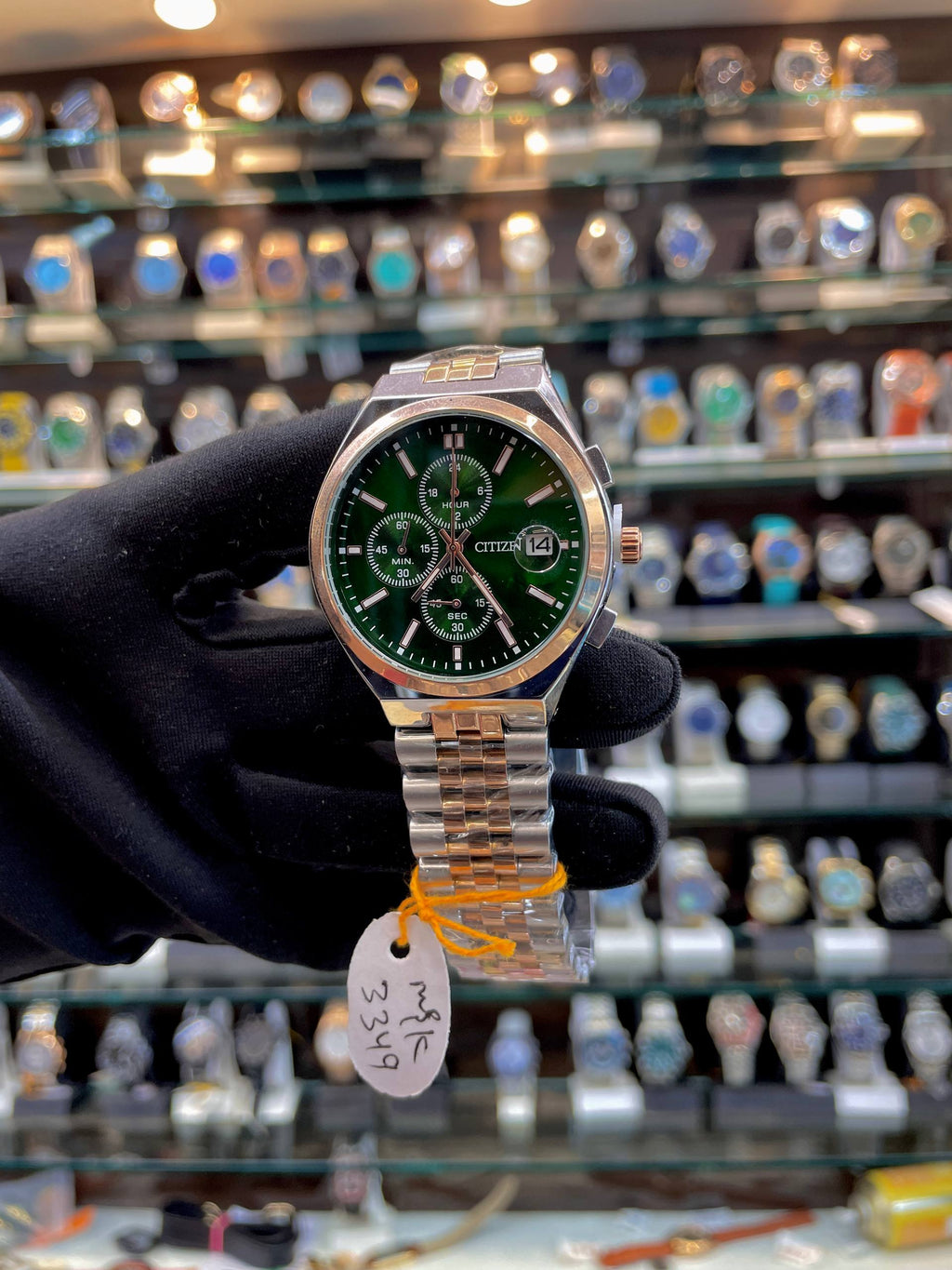 CITIZEN CHRONOGRAPH FOR MENS IN DUAL TONE GREEN 💚