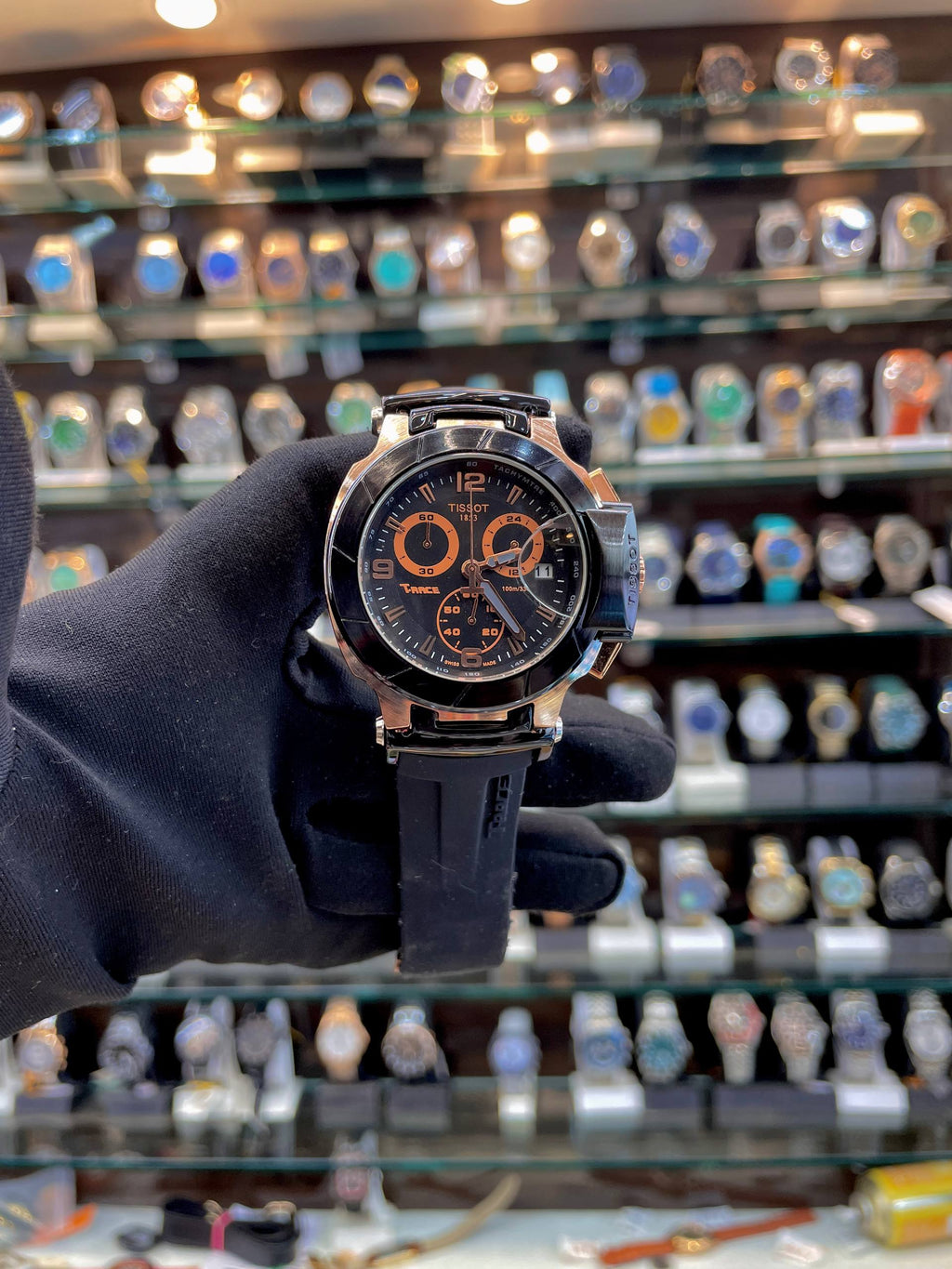 TISSOT T-RACE  IN UPDATED QUALITY 💯 FOR MENS BLACK 🖤