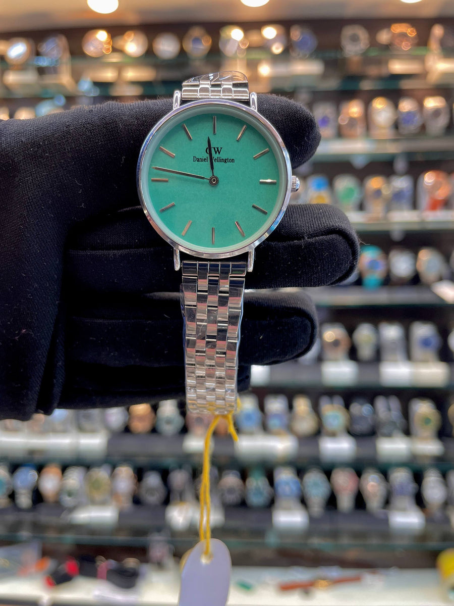 DANIEL WELLINGTON (DW) FOR GIRLS 👩🏻 IN MINI DIAL 🤩 TIFFANY