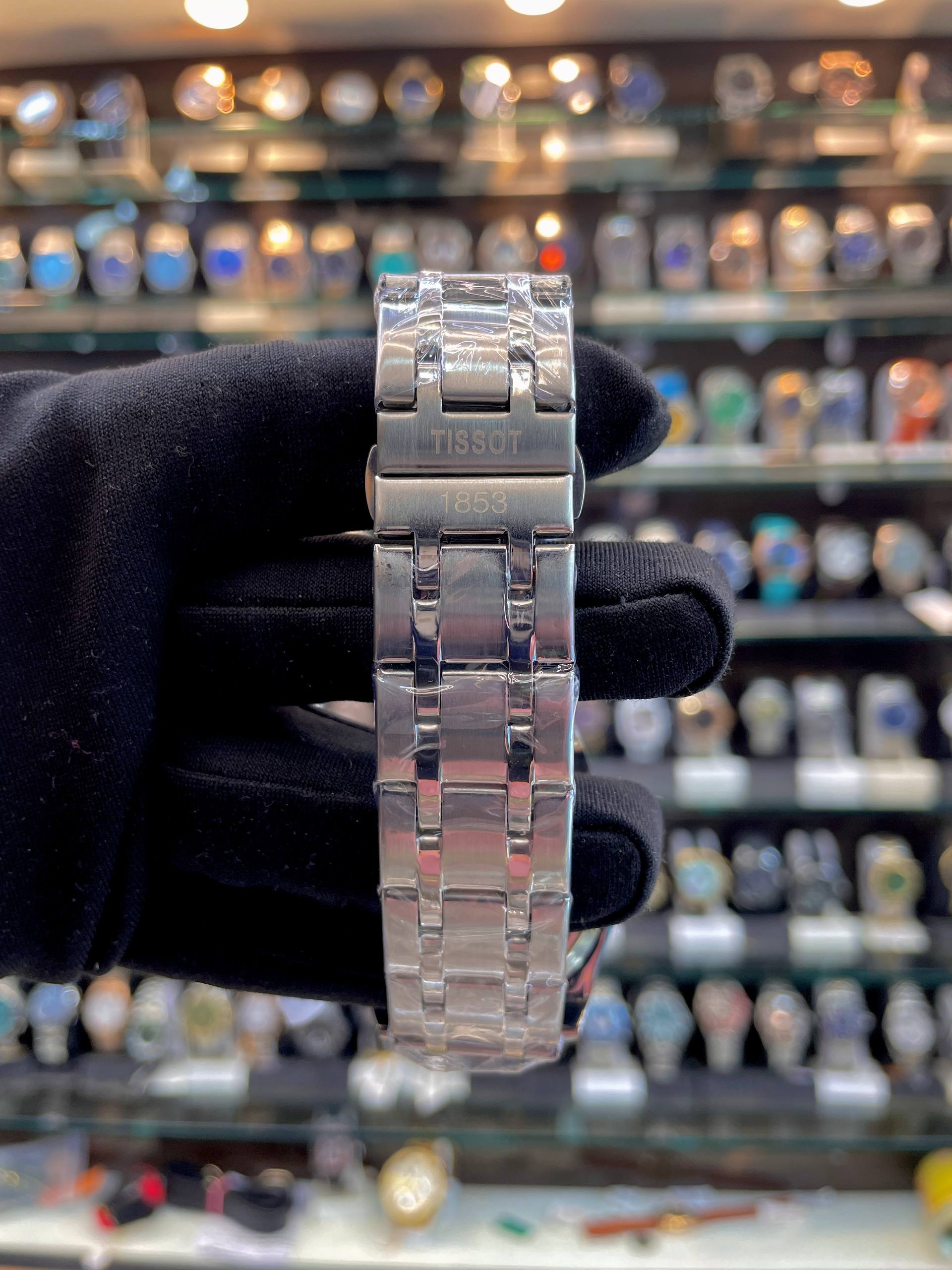 TISSOT 1853 AUTOMATIC ⚙️ NOW IN CASUAL WEAR FOR MENS SILVER 🥈