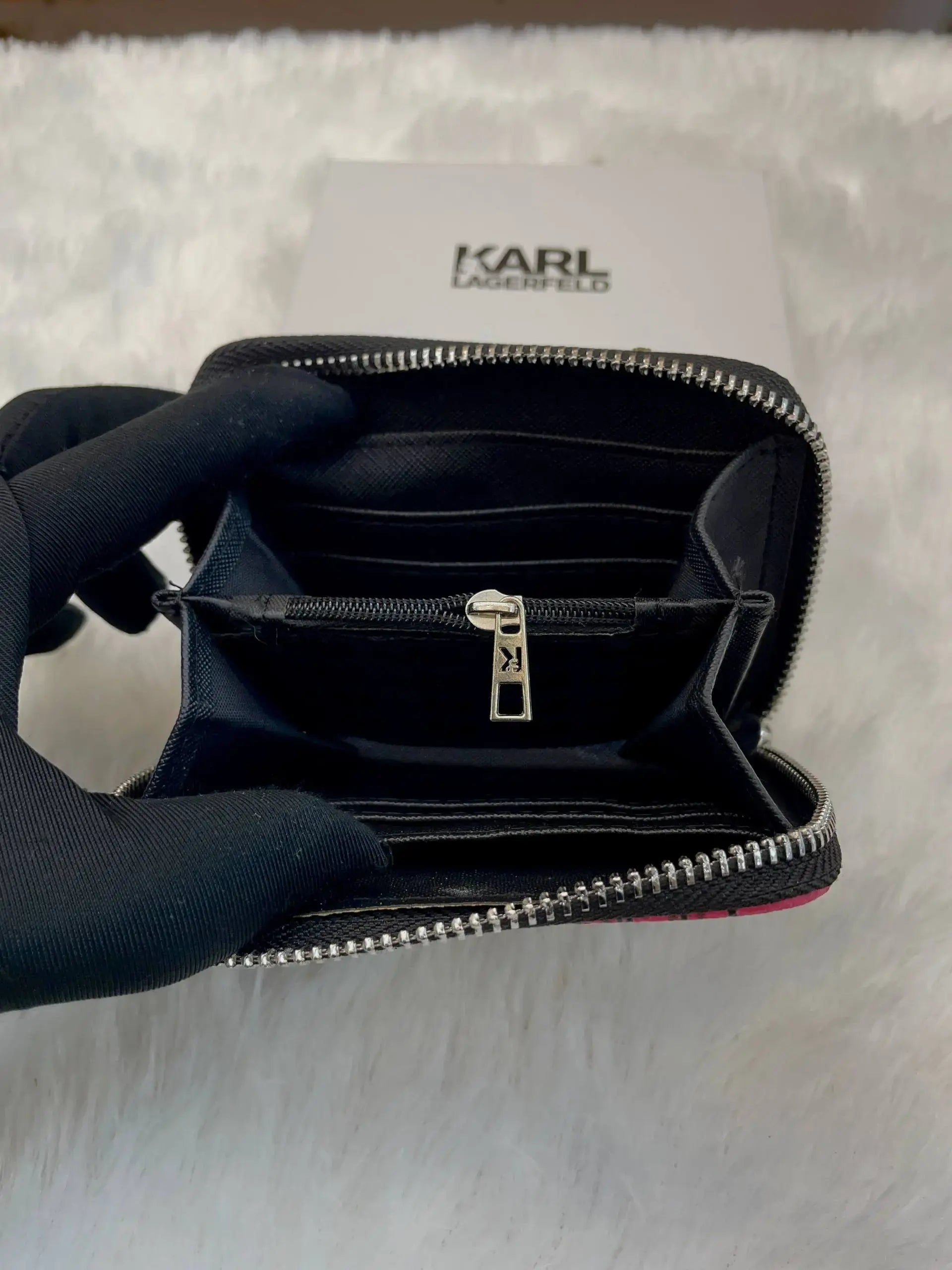 Karl lagerfield wallet for girls