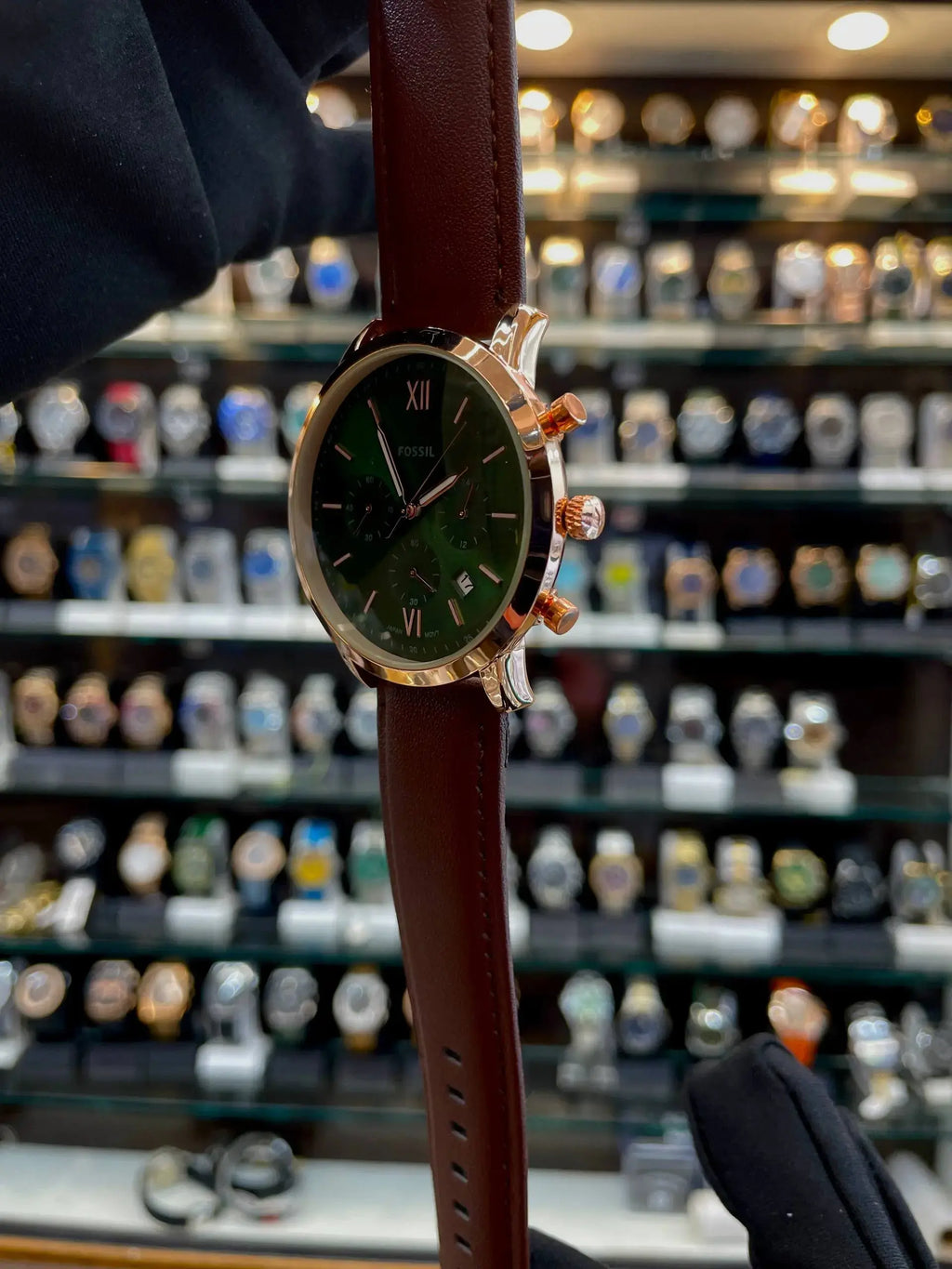 Fossil now in chrono for mens green dial