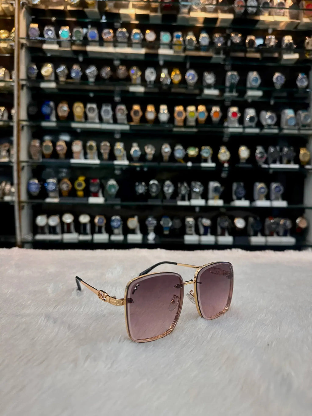 Fendi frame for girls in master piece