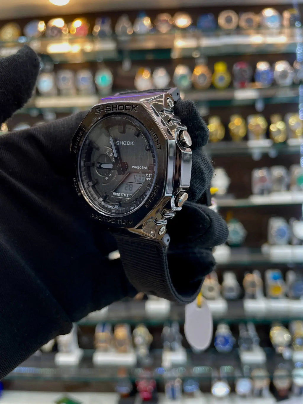 Gshock gm-2100c-5a now in cloth strap chrono working for mens