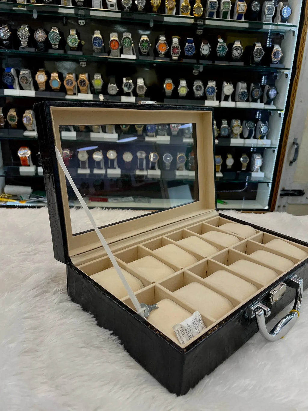 12pc briefcase watch organiser cobra body leather