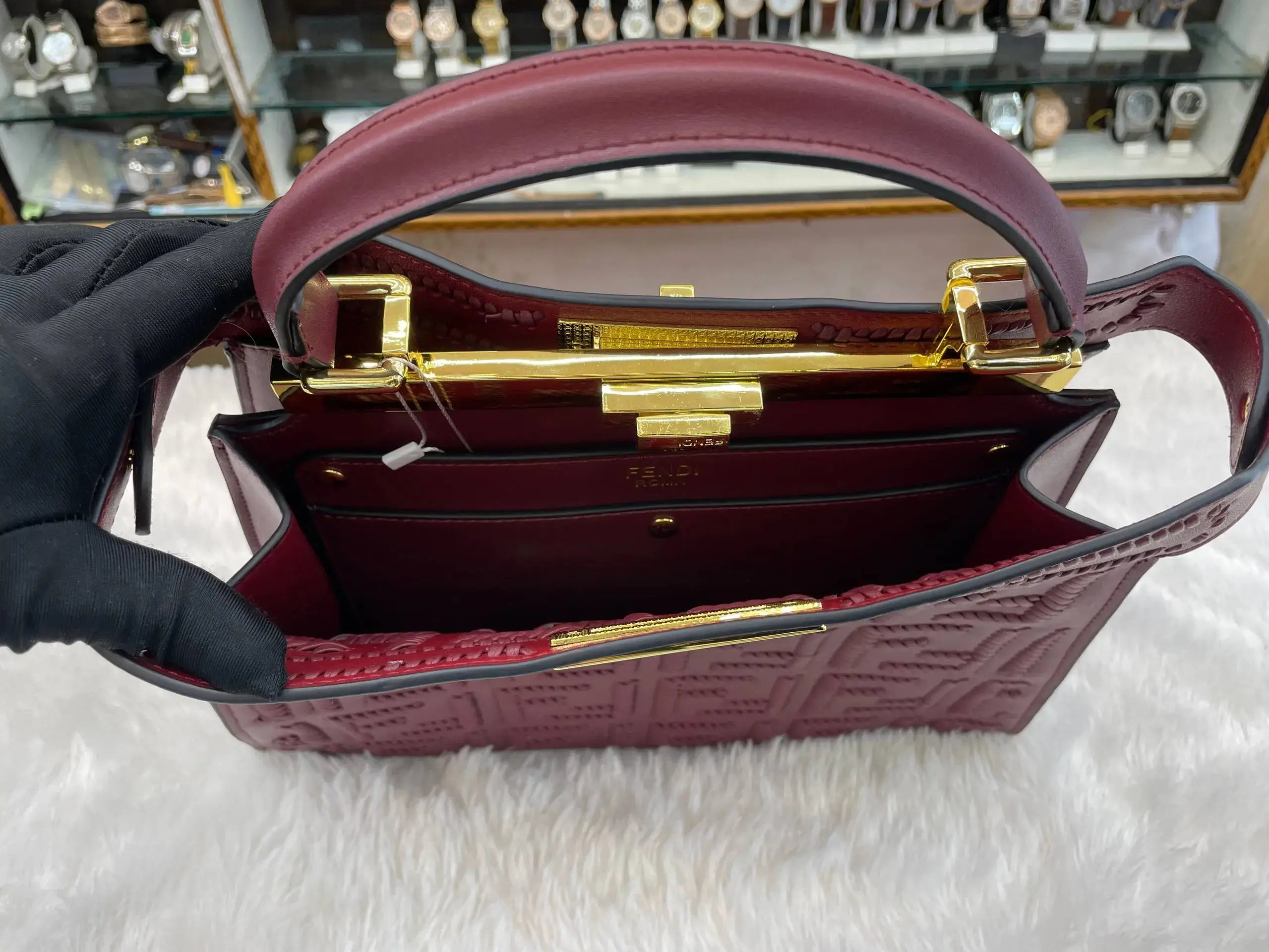 Fendi maroon peekaboo iseeu sling bag in master piece