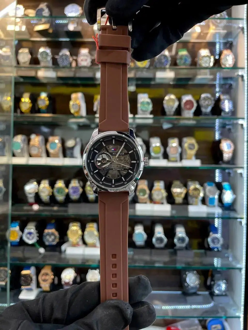 Tommy Hilfiger automatic now in silicon