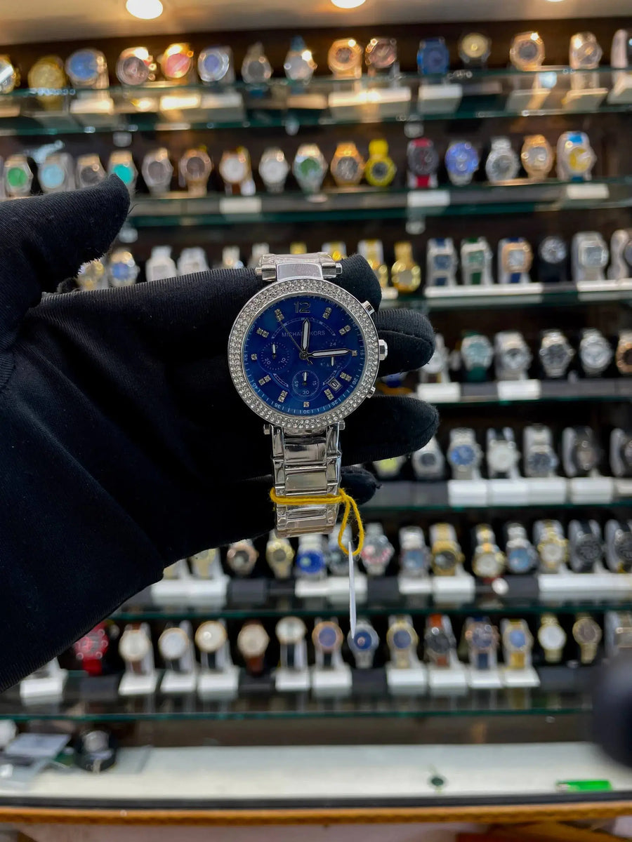Michael Kors (mk) master piece for girls in  blue dial