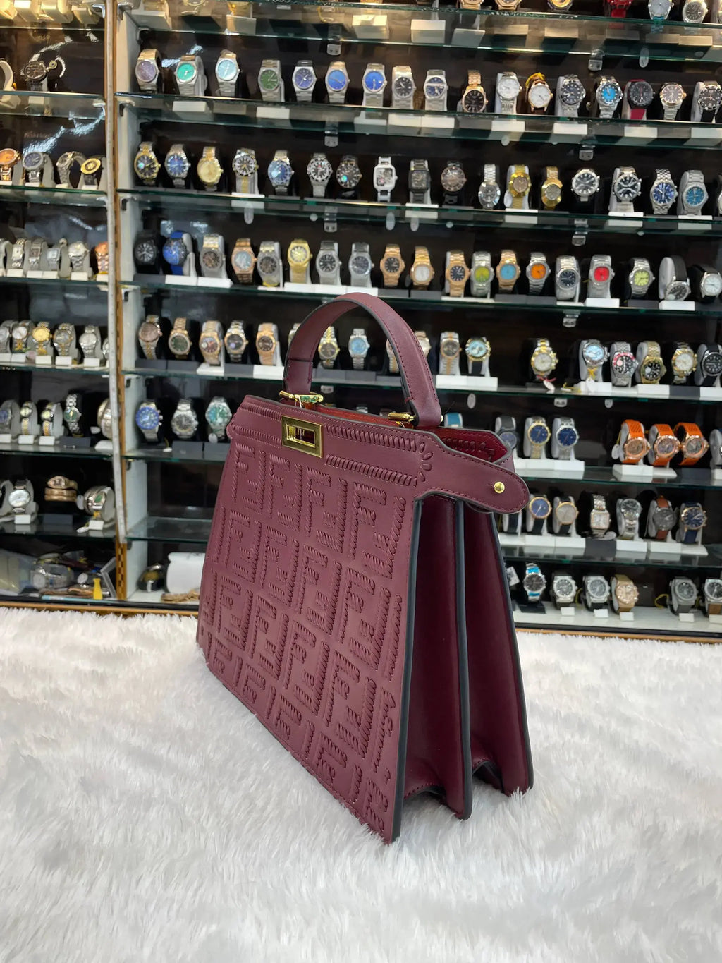 Fendi maroon peekaboo iseeu sling bag in master piece