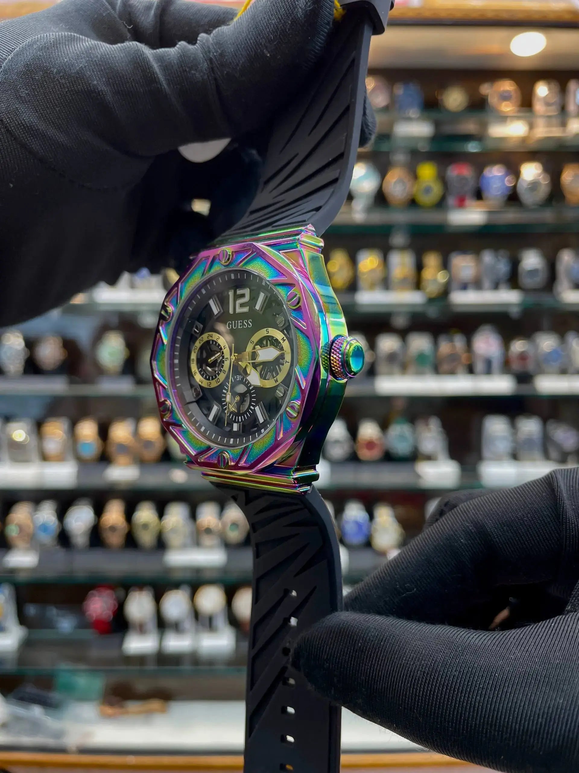Guess gw0634g3 analog watch in master piece