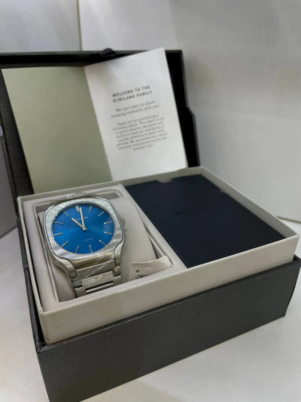 Di Milano ultra thin rose gold toned in master piece for mens blue dial