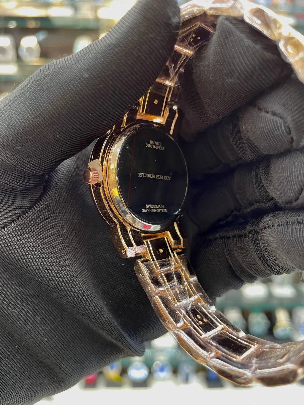 Burberry party wear watch for girls rose gold texture