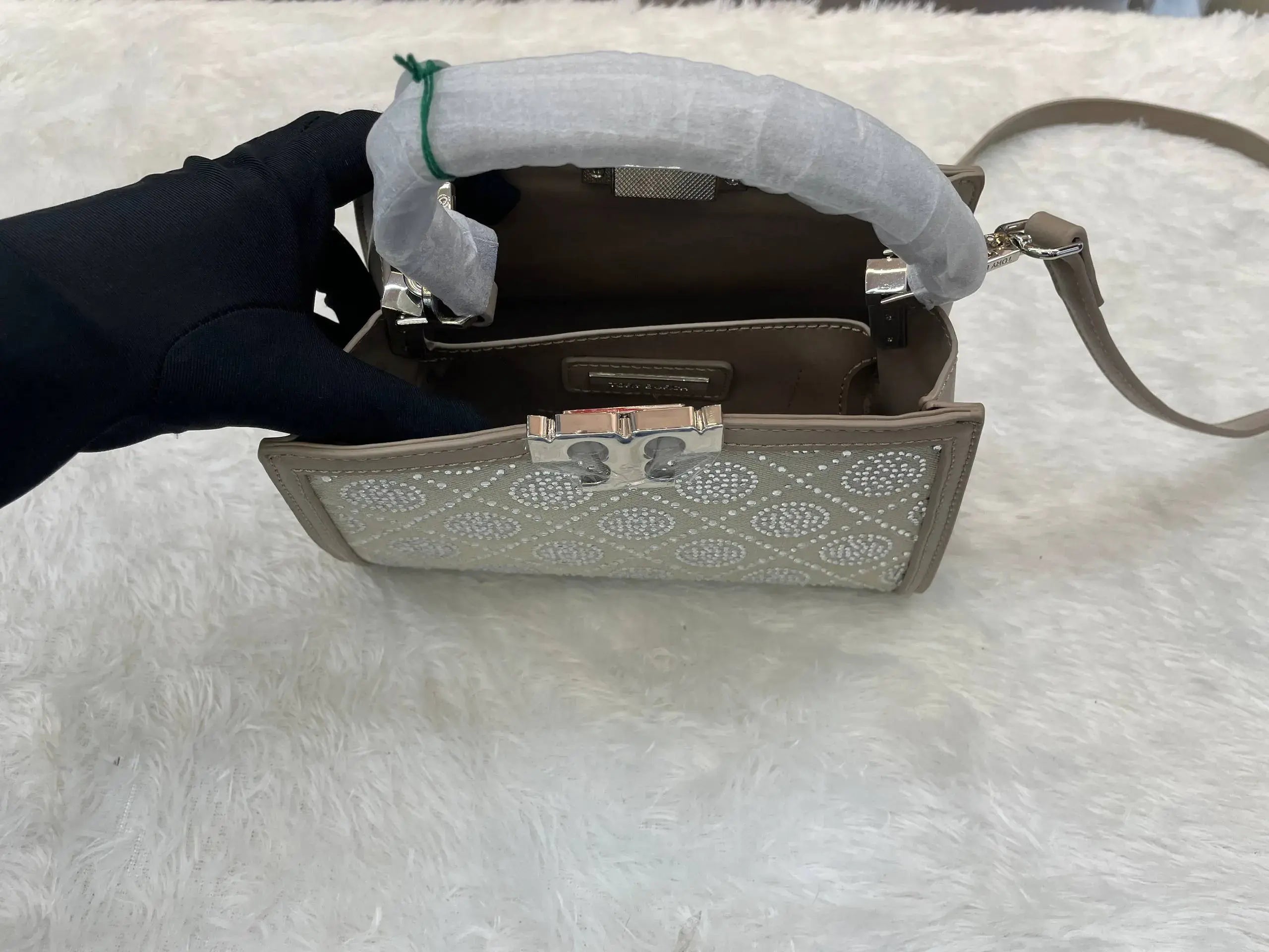 Tory burch grey eleanor t monogram hotfix in master piece