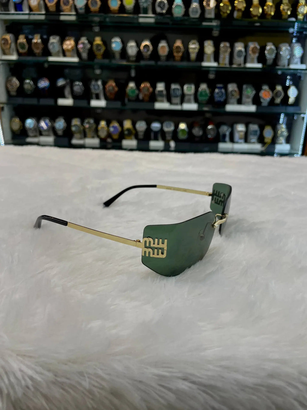 Miui women's retro sunshade sunglasses curved