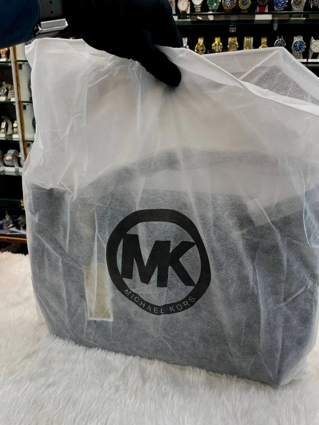 Michael Kors (mk) handbag for girls