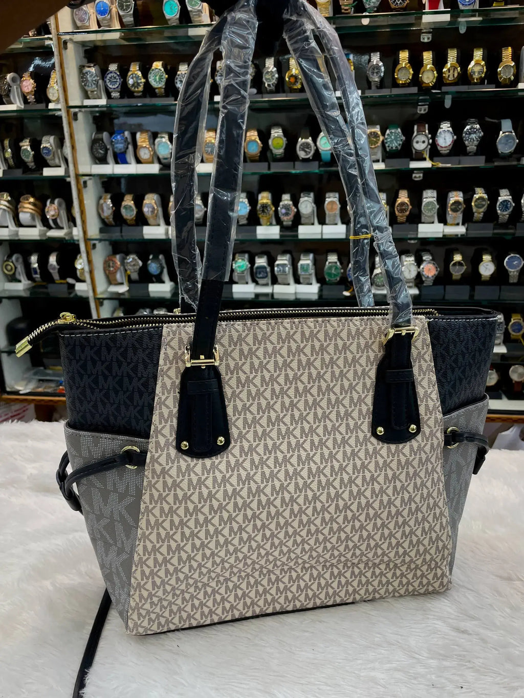 Michael Kors (mk) 3pc set multi voyager colour block Tote bag