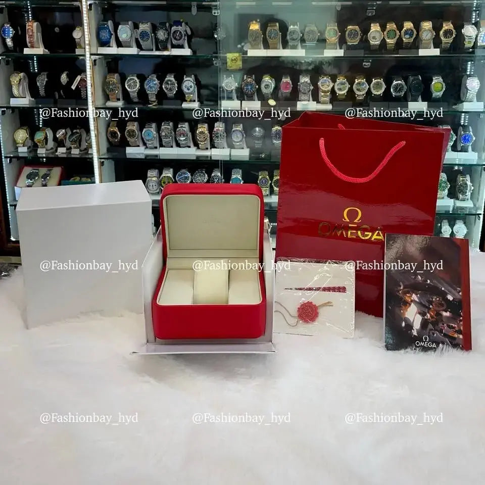 Omega og box