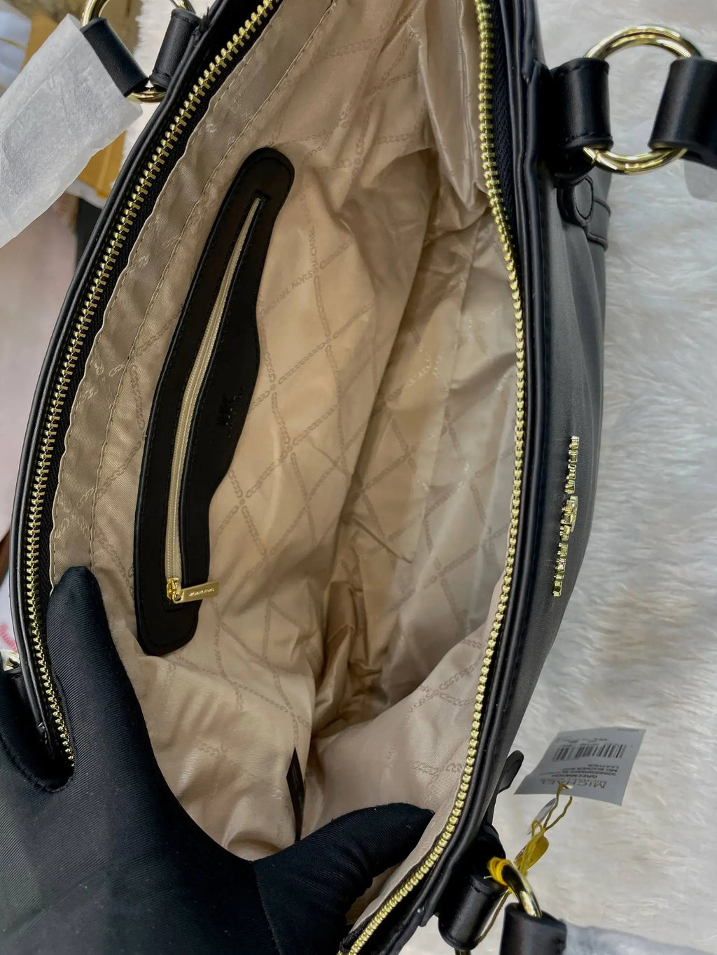 Michael Kors (mk) handbag for girls