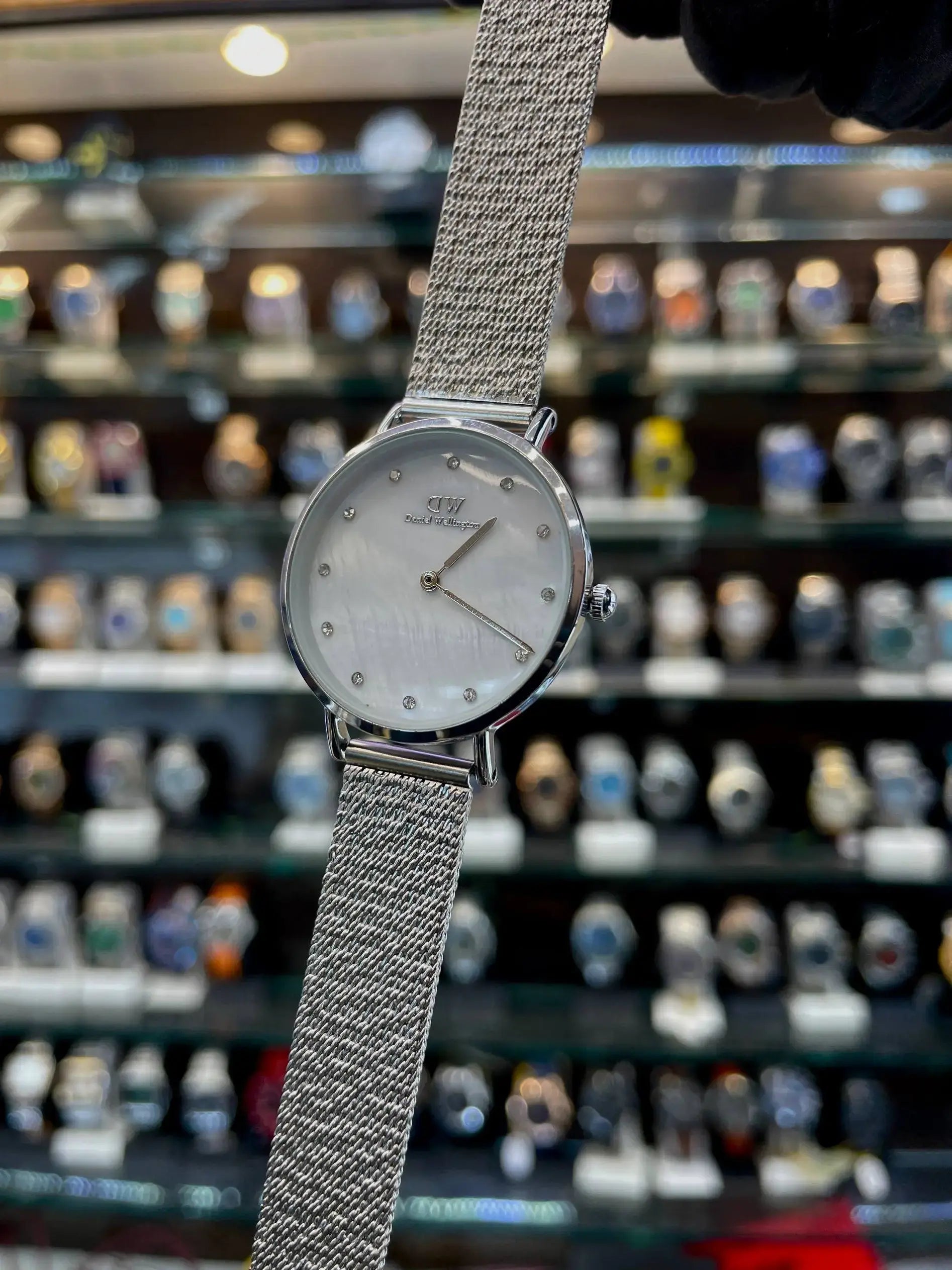 Daniel Wellington for girls in slim body
