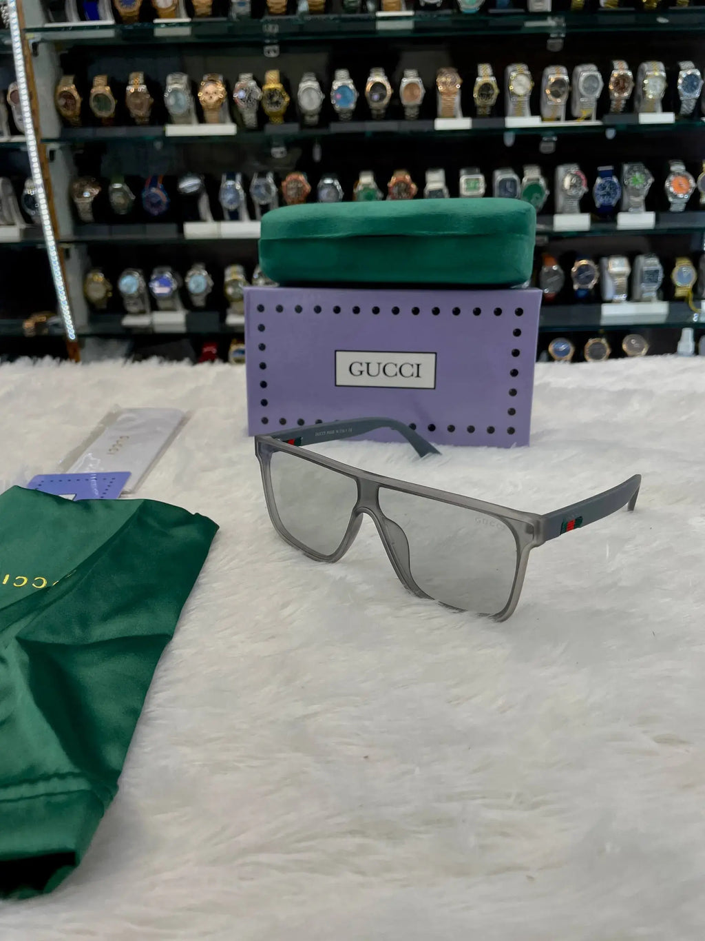 Gucci transparent frame for mens in master piece