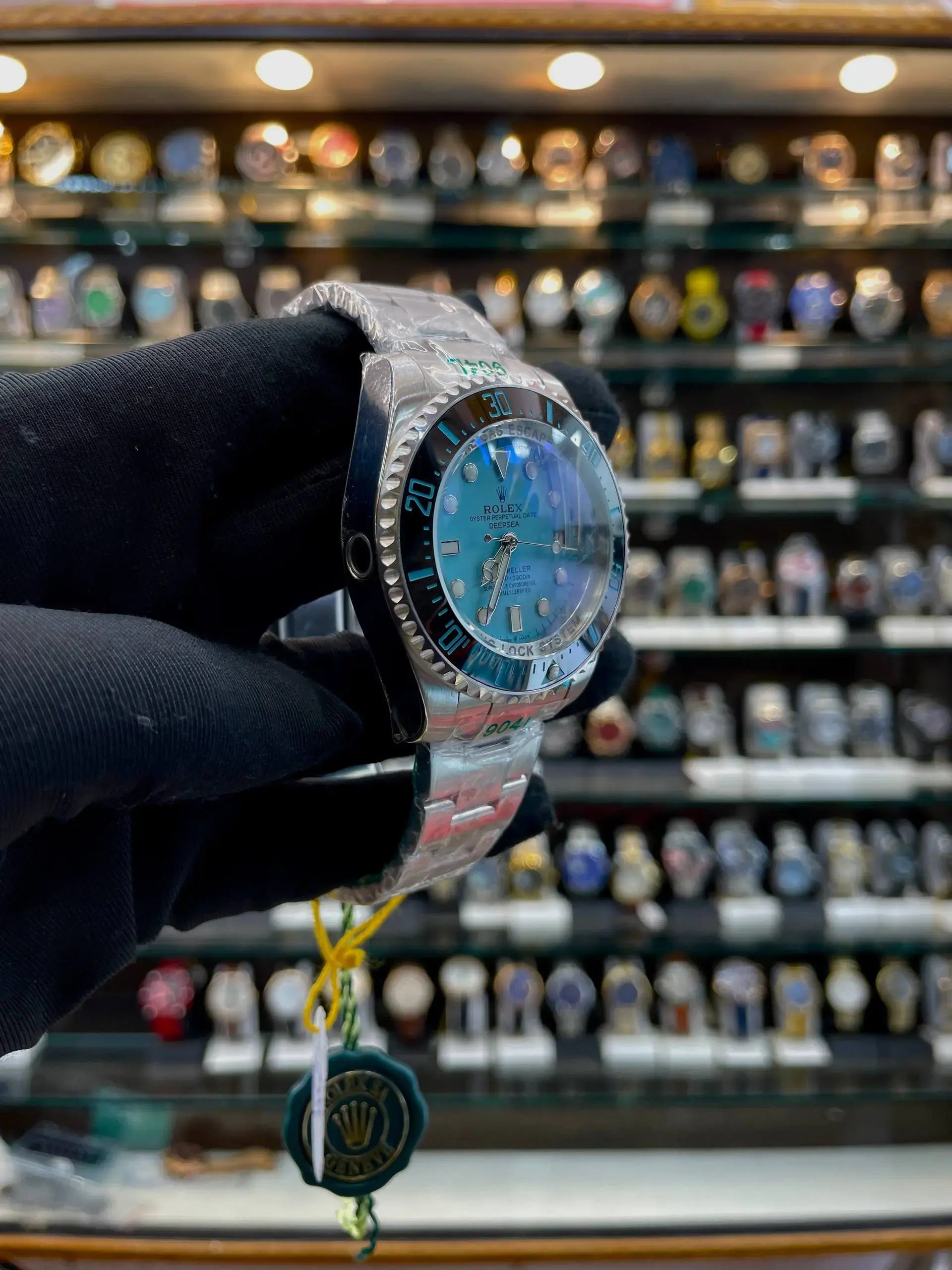 Rolex deepsea (original gas escape valve) sew-dweller limited edition for mens