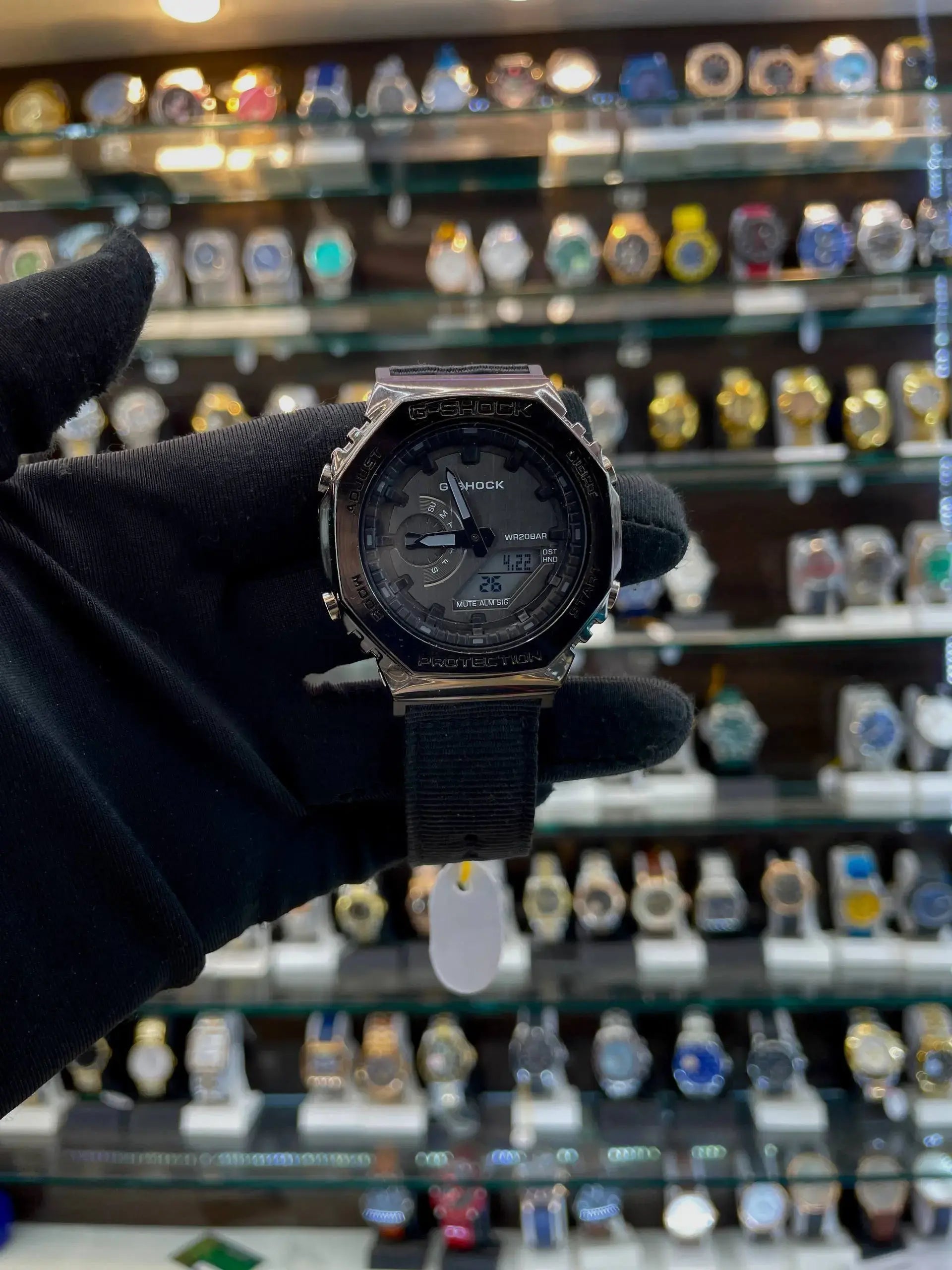 Gshock gm-2100c-5a now in cloth strap chrono working for mens