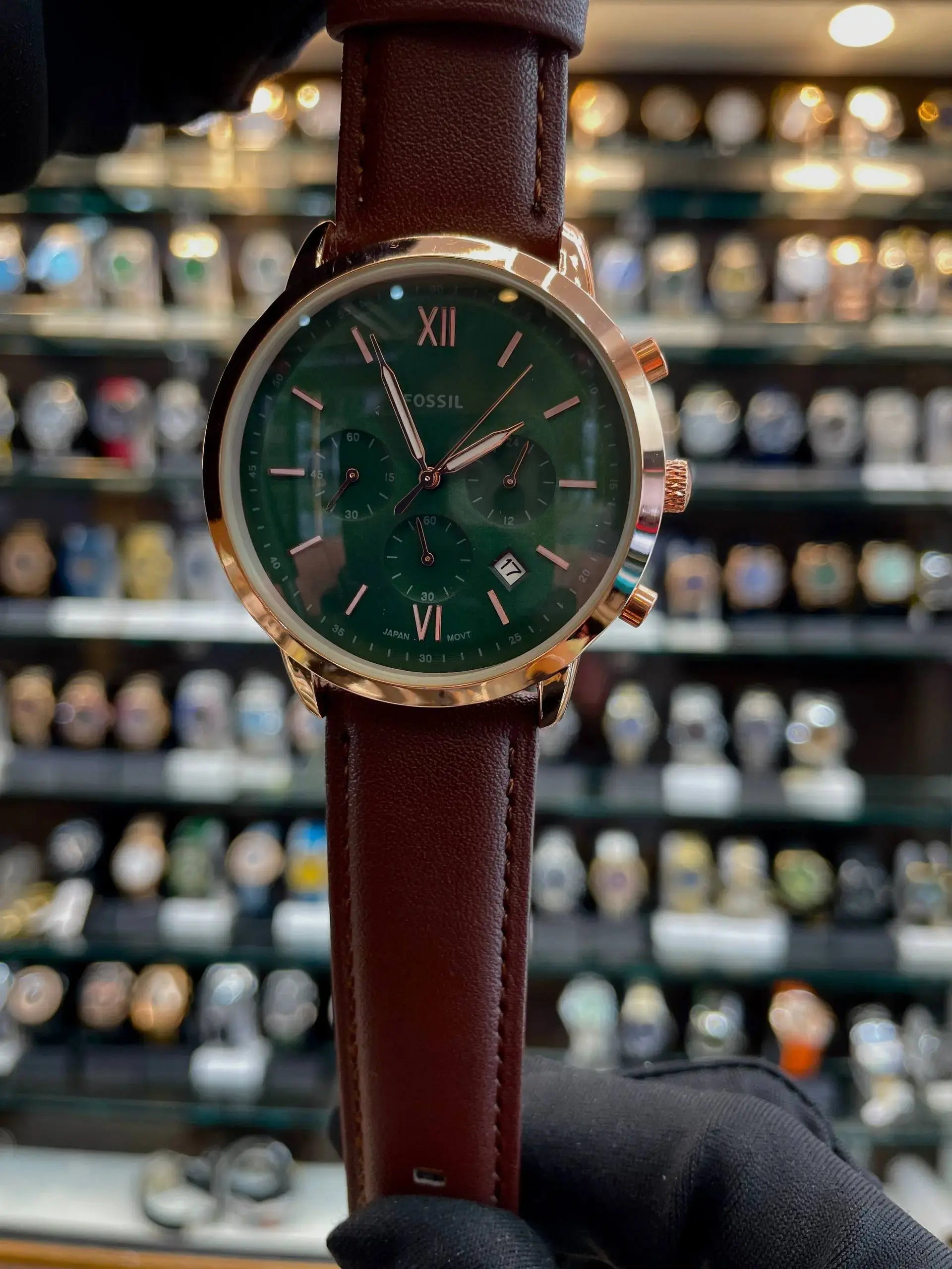 Fossil now in chrono for mens green dial