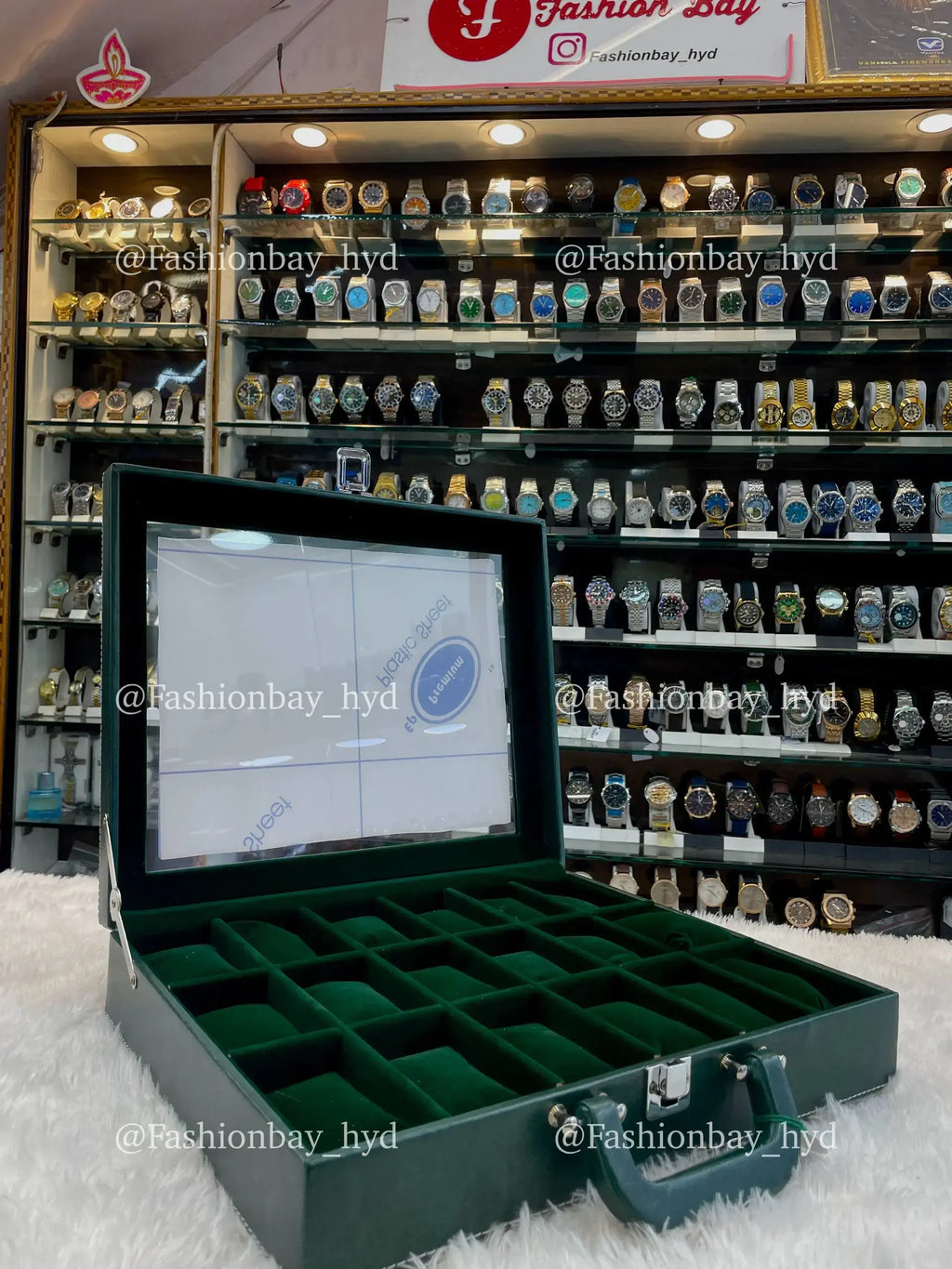 18pc watch organizer briefcase transparent in green leather