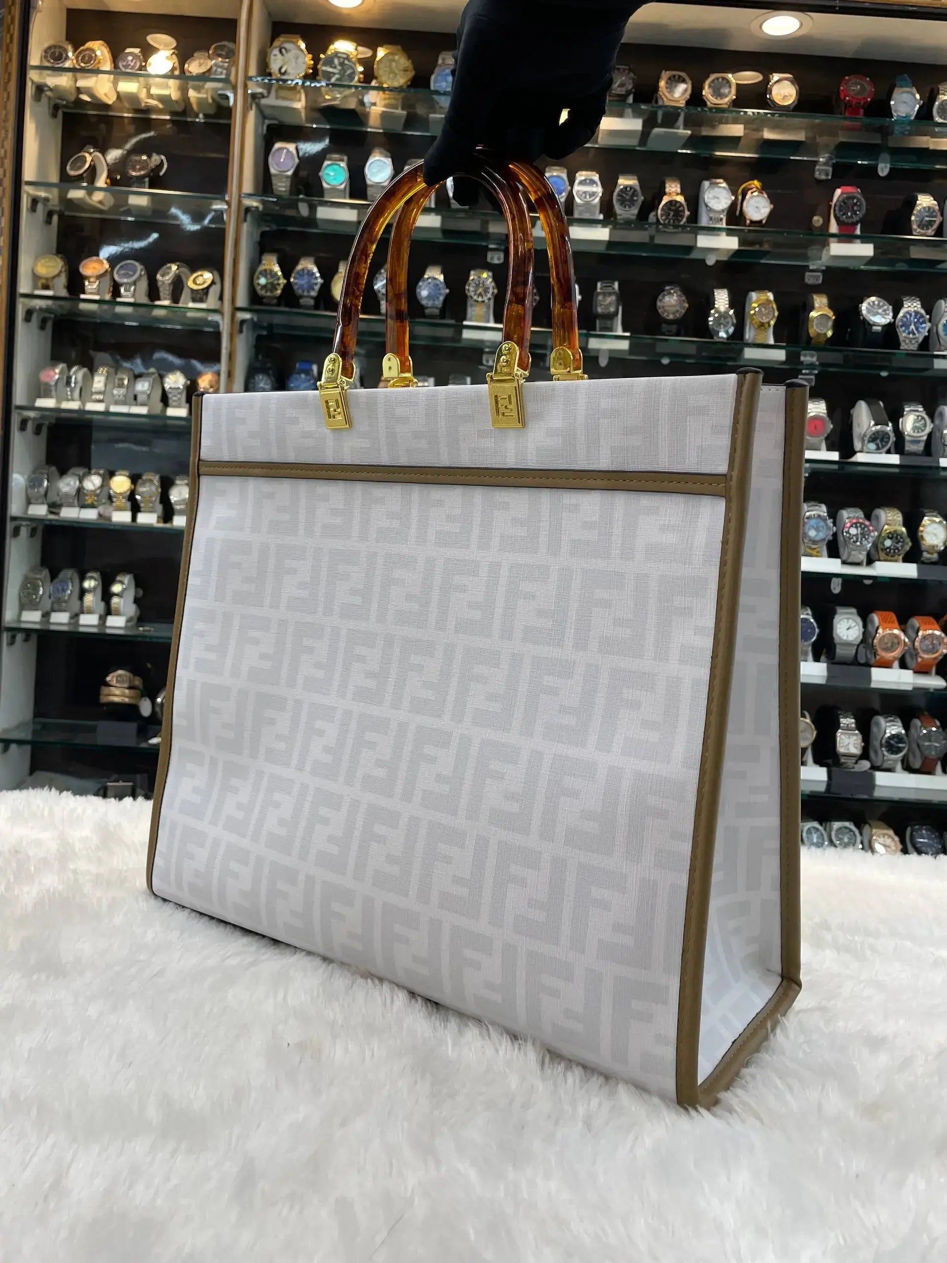 Fendi sunshine shopper medium Tote bikini girls print