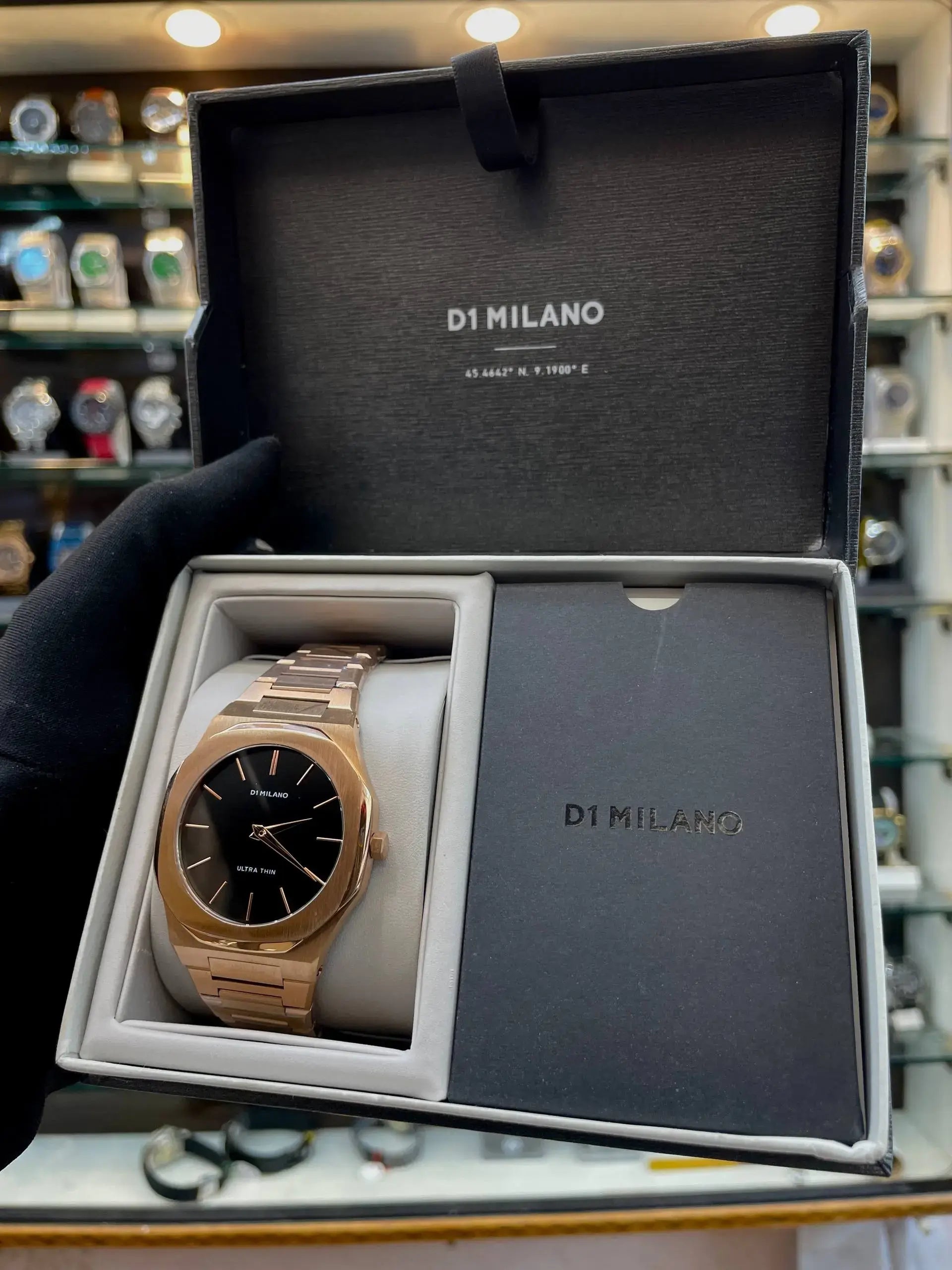 Di Milano ultra thin rose gold toned in master piece for mens