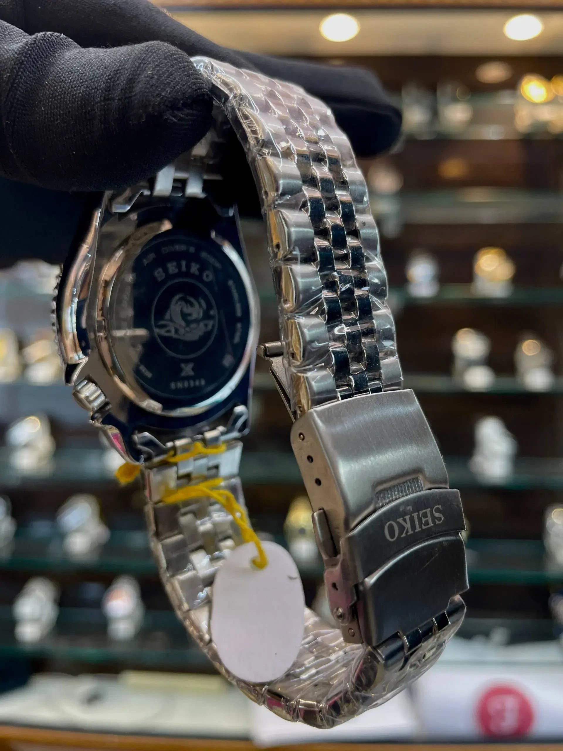 Seiko gmt now in under budget for mens silver grey dial
