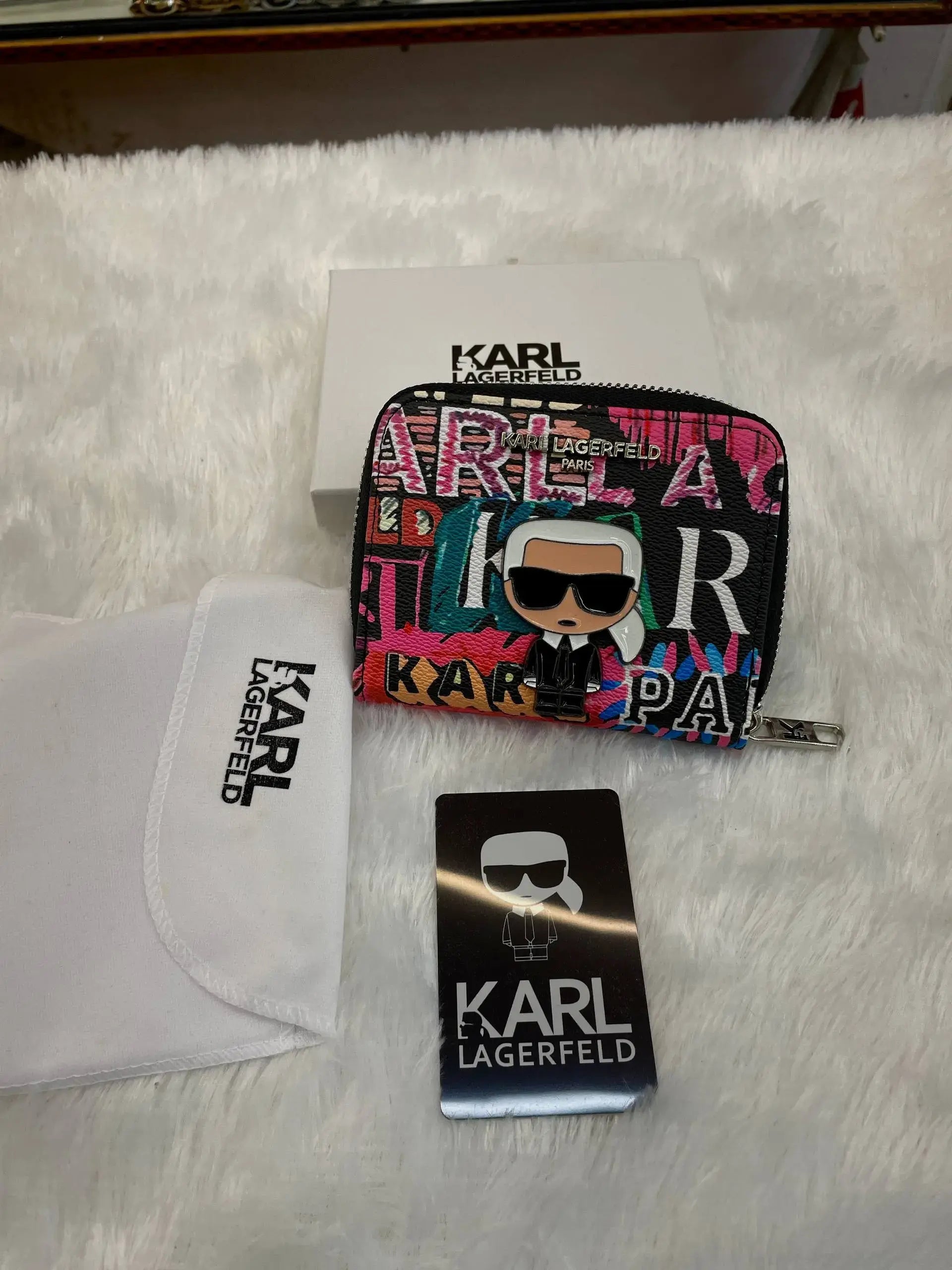 Karl lagerfield wallet for girls